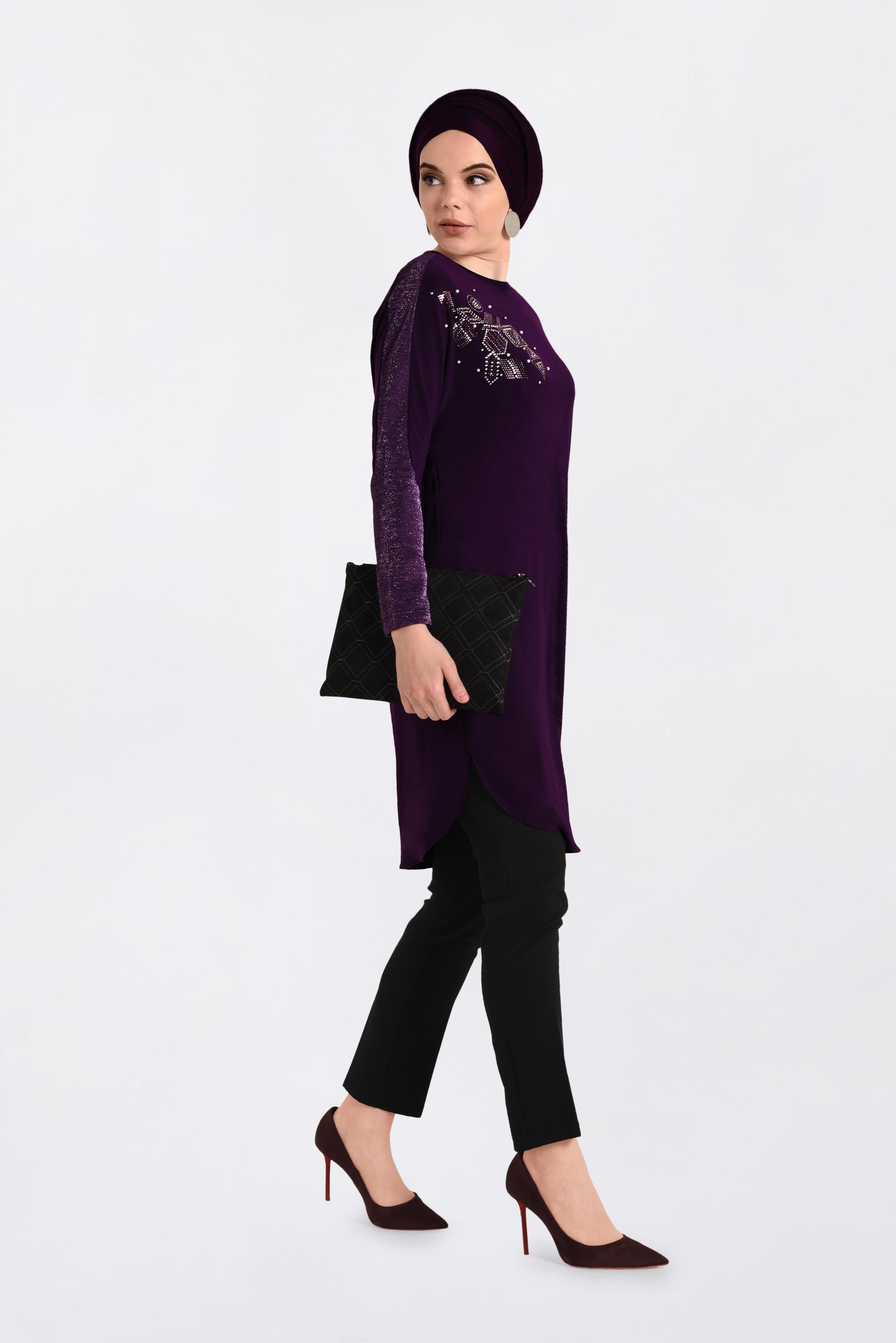 Tesettür giyim MOR KOLLARI SİMLİ ETEK UCU OVAL KESİM TUNİK 4154