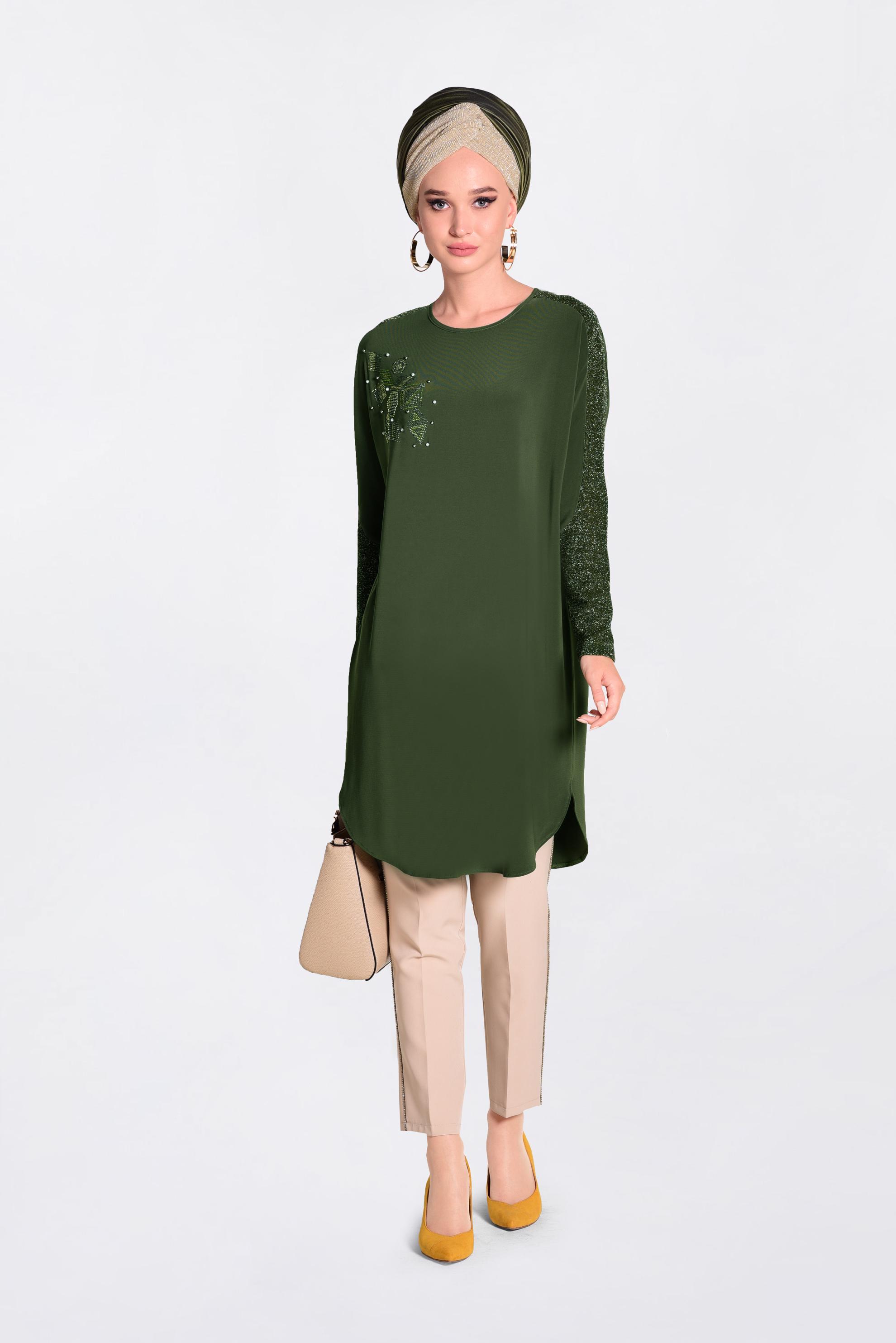 Tesettür giyim HAKİ KOLLARI SİMLİ ETEK UCU OVAL KESİM TUNİK 4154