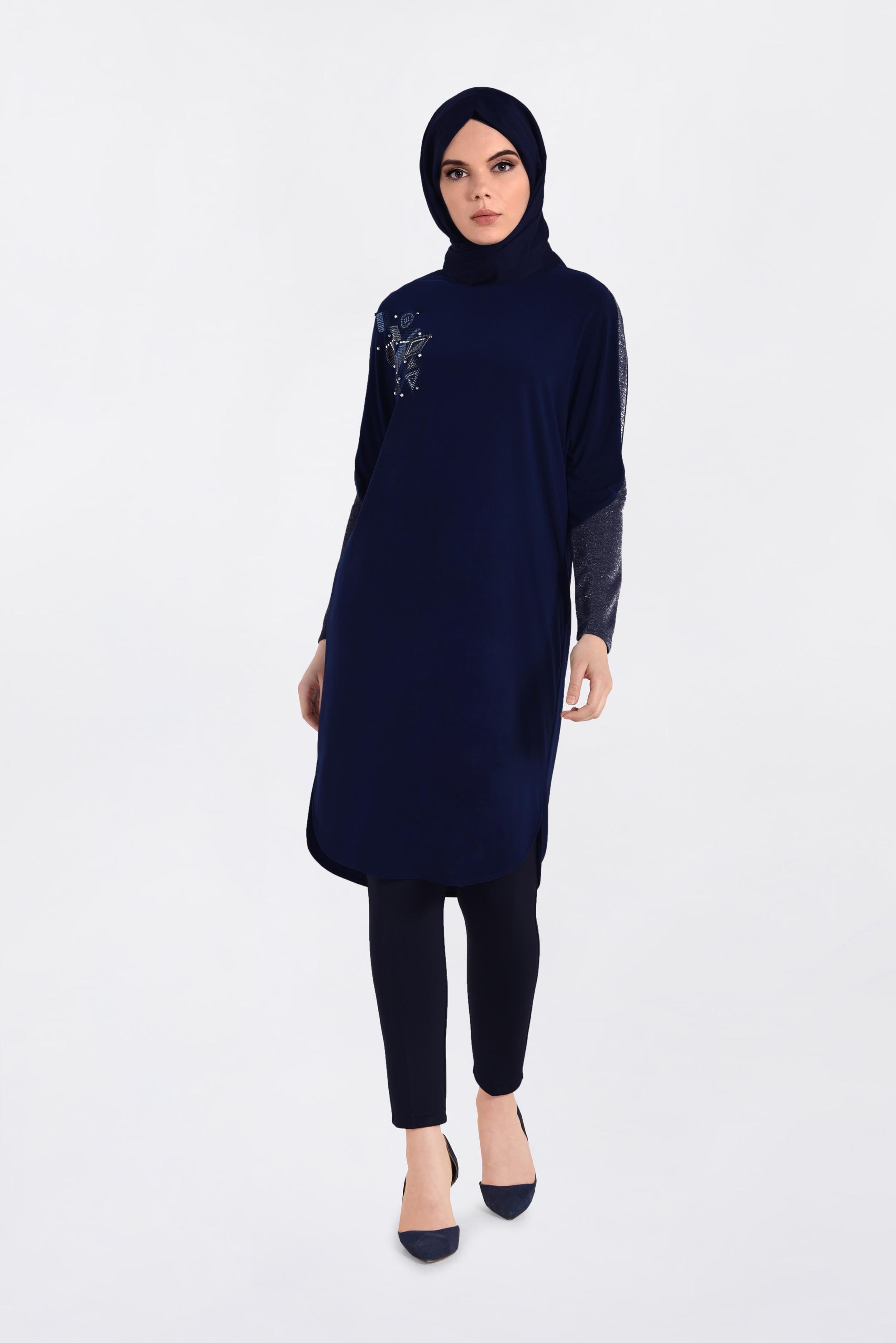Tesettür giyim LACİVERT KOLLARI SİMLİ ETEK UCU OVAL KESİM TUNİK 4154