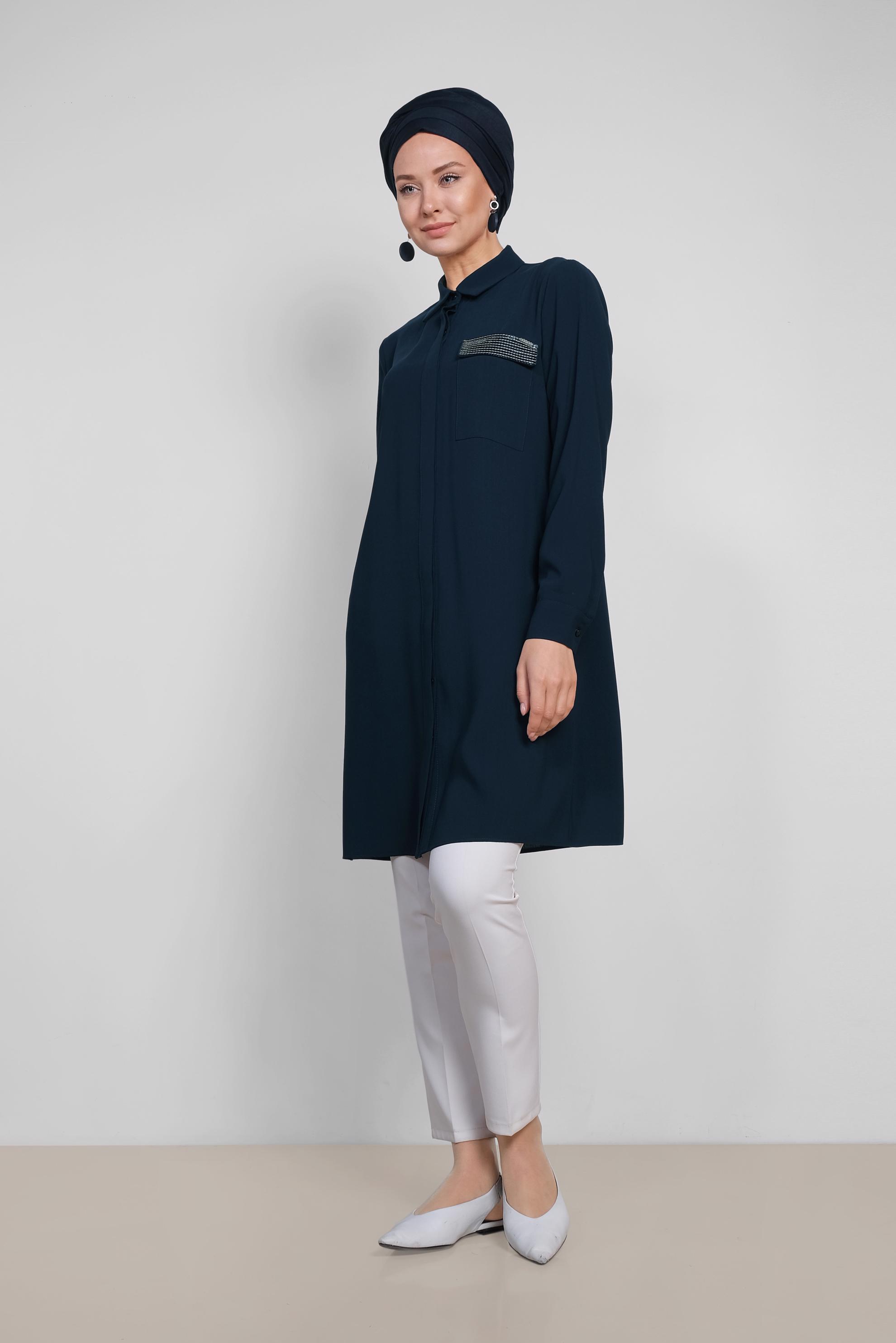 Tesettür giyim LACİVERT PUL PAYET DETAYLI ERKEK YAKA TUNİK 4156 