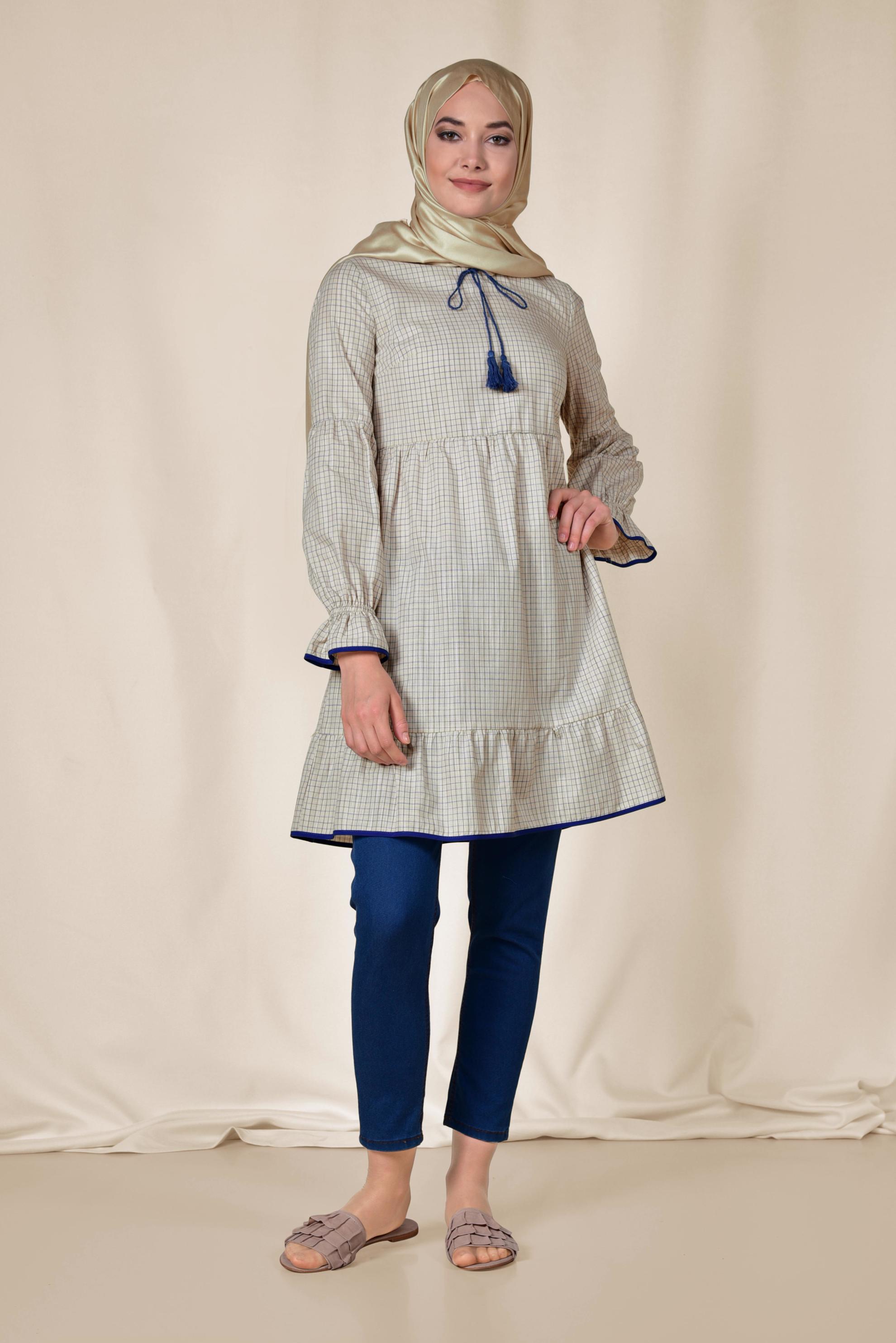 Tesettür giyim BEJ KARE DESENLİ PÜSKÜL DETAYLI TUNİK 4160