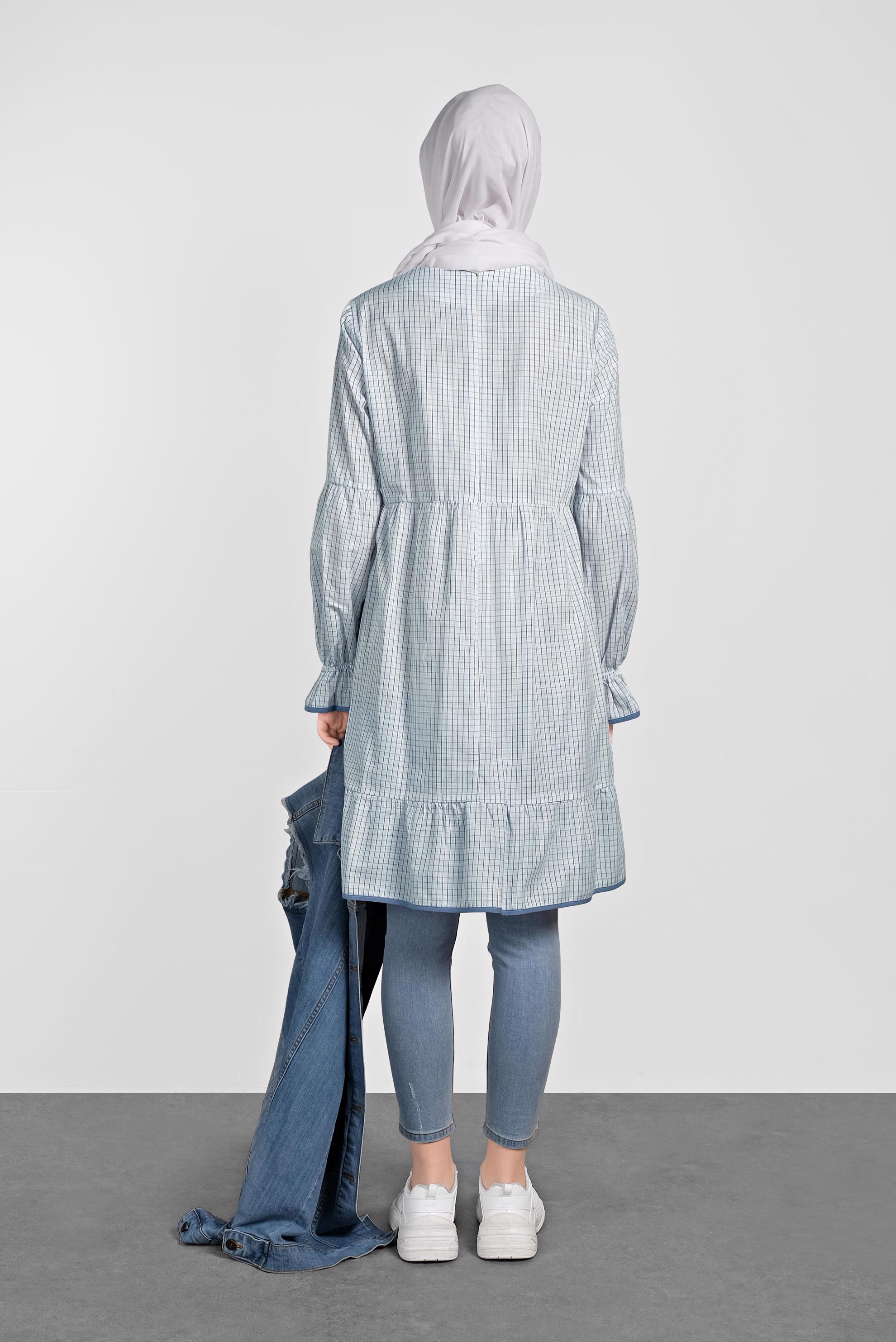 Tesettür giyim BEYAZ KARE DESENLİ PÜSKÜL DETAYLI TUNİK 4160