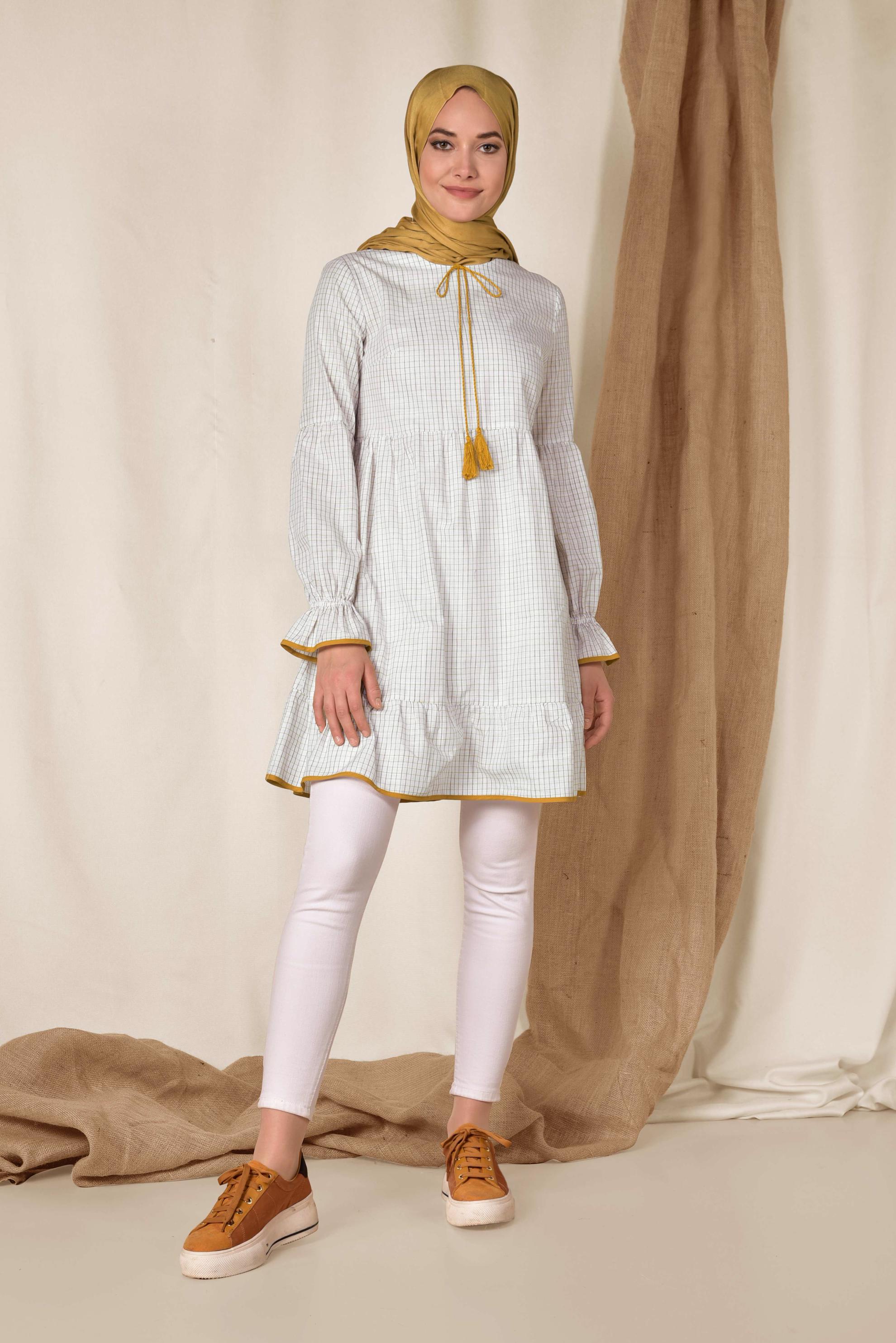 Tesettür giyim BEYAZ KARE DESENLİ PÜSKÜL DETAYLI TUNİK 4160