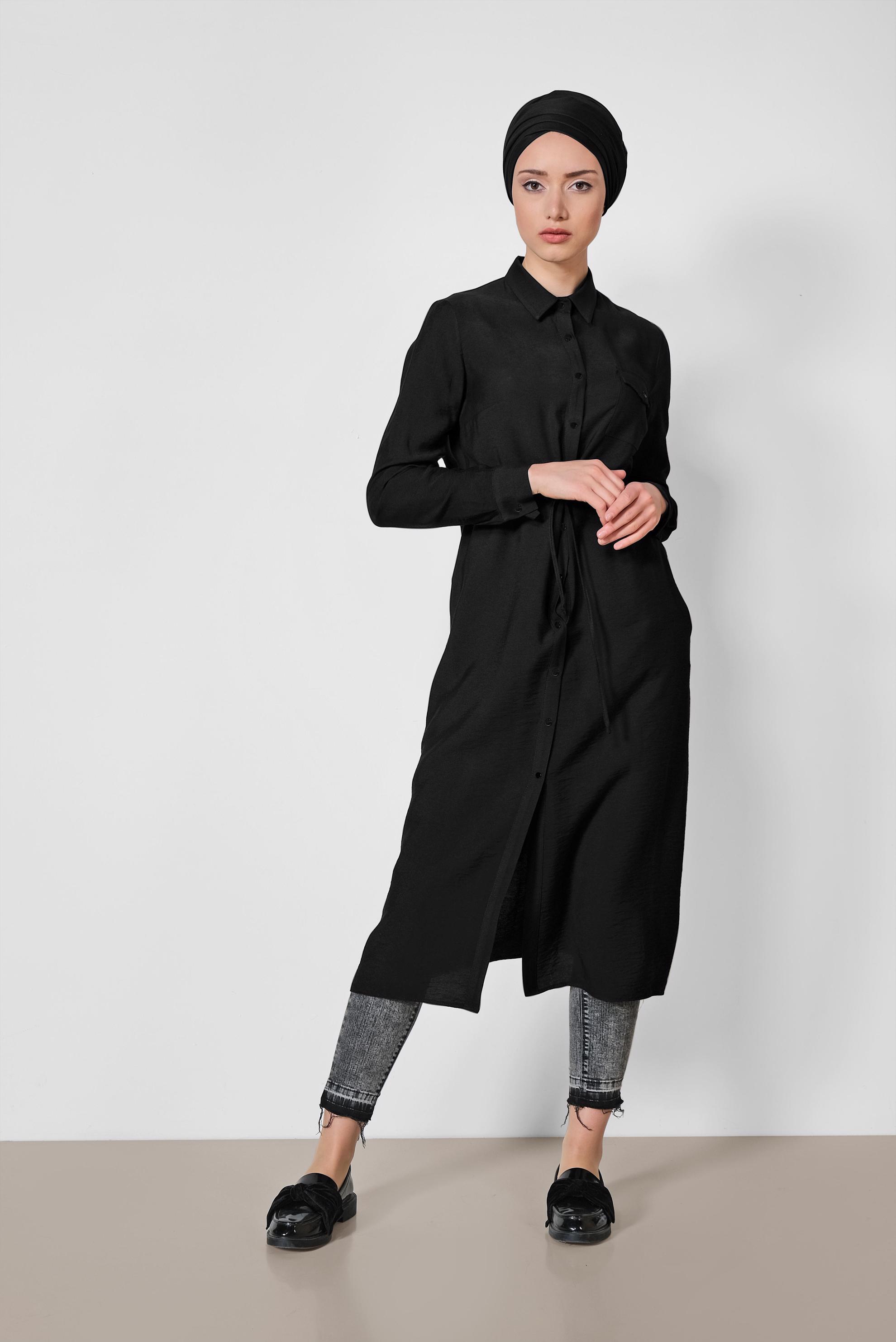 Tesettür giyim SİYAH BELİ BÜZGÜLÜ ÖNDEN DÜĞMELİ TUNİK 4165