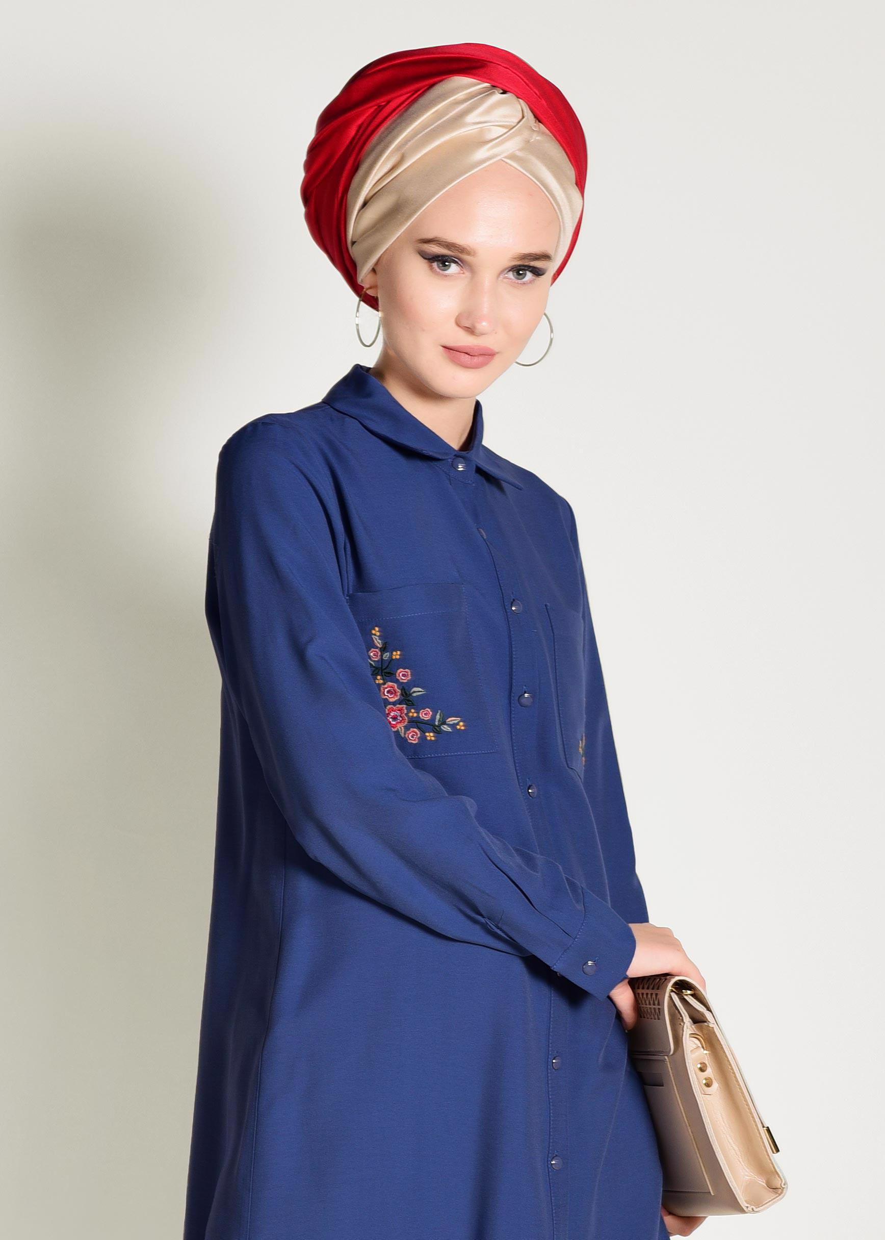 Tesettür giyim LACİVERT CEPLERİ NAKIŞLI TUNİK 4173