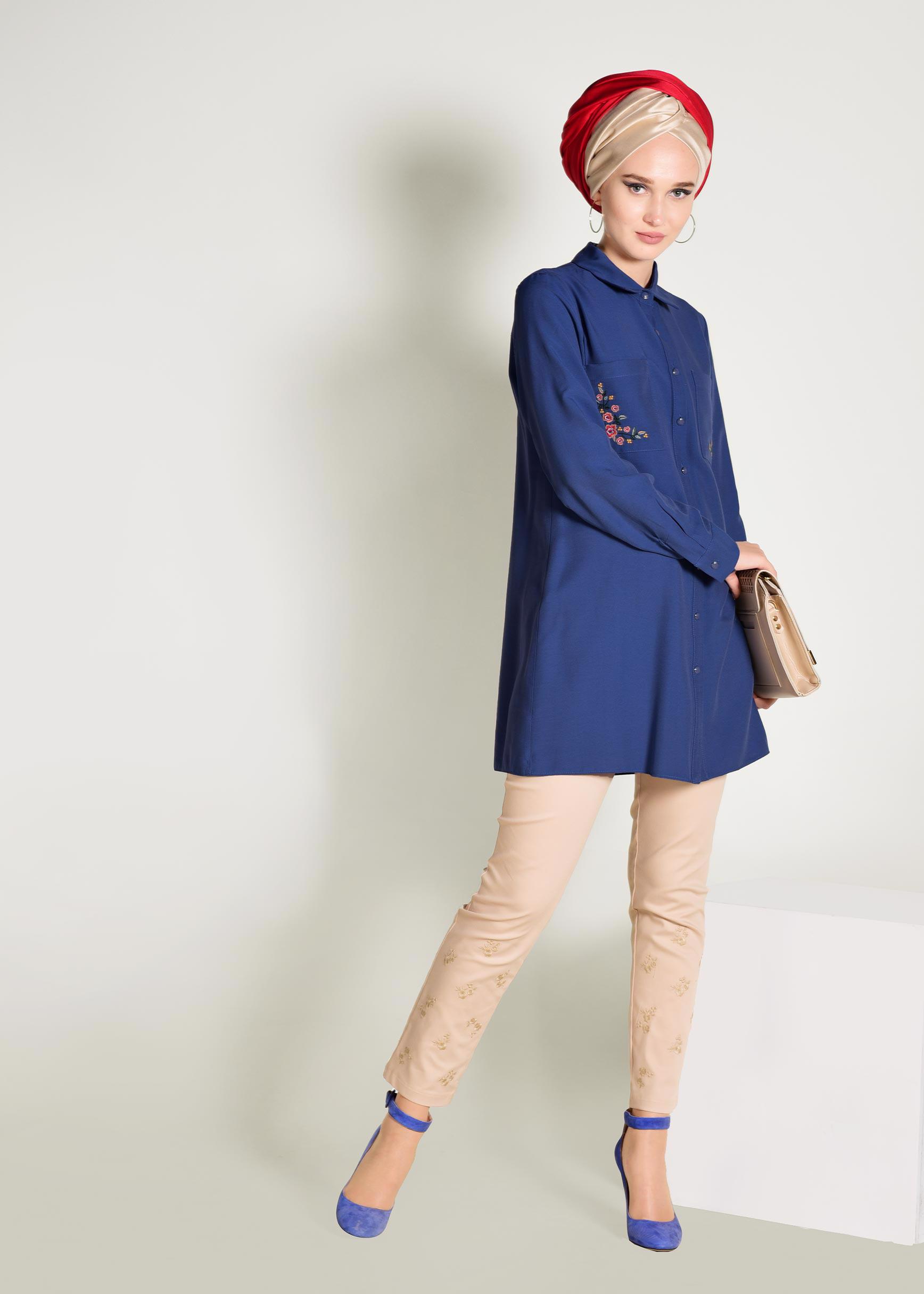 Tesettür giyim LACİVERT CEPLERİ NAKIŞLI TUNİK 4173