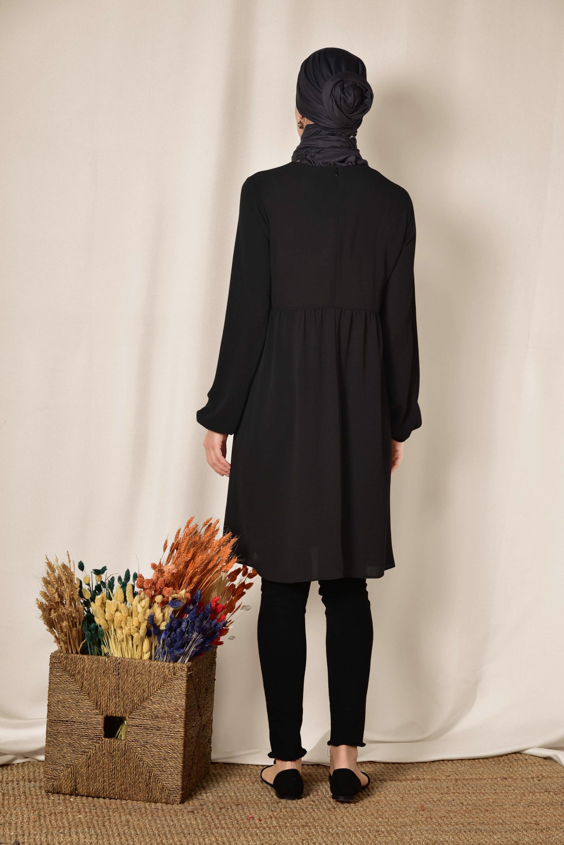 Tesettür giyim SİYAH ETNİK DESENLİ BALON KOL TUNİK 4174