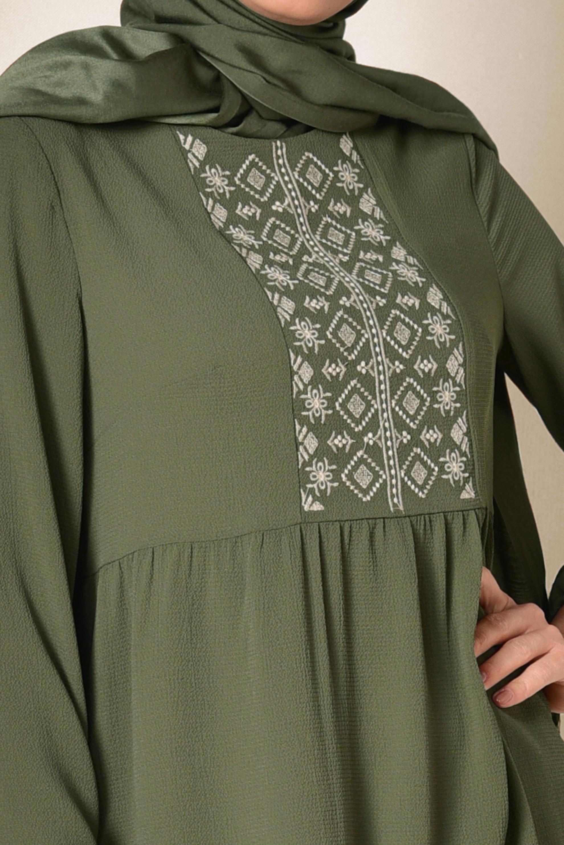 Tesettür giyim HAKİ ETNİK DESENLİ BALON KOL TUNİK 4174