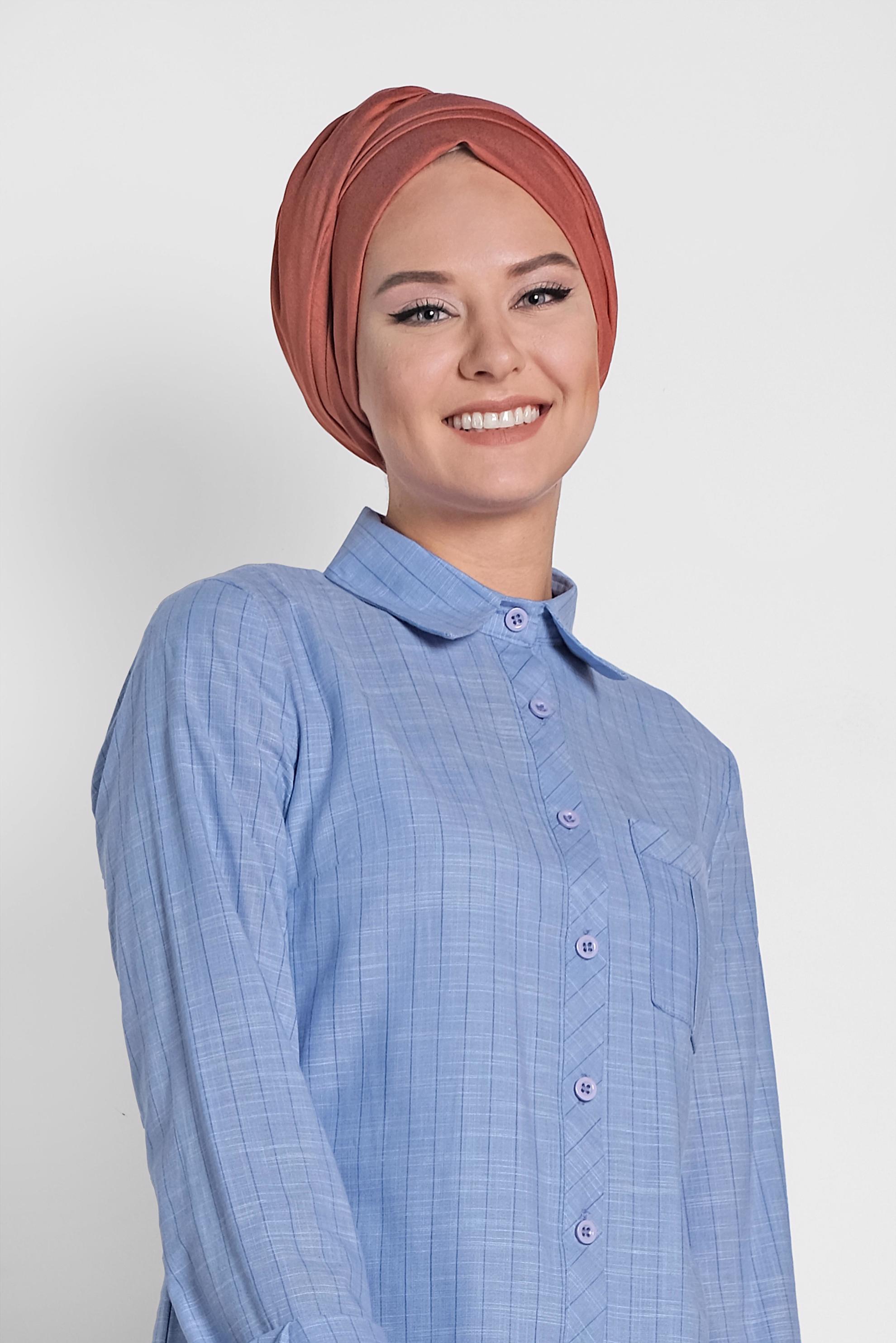 Tesettür giyim MAVİ ÇİZGİ DESENLİ ÖNDEN DÜĞMELİ TUNİK 4176