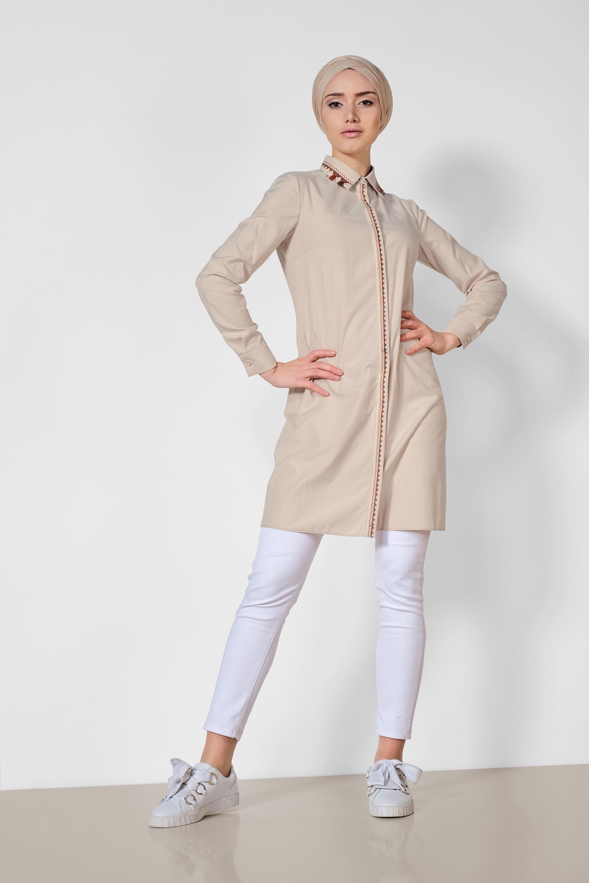 Tesettür giyim BEJ NAKIŞ DETAYLI TESETTÜR TUNİK 4181