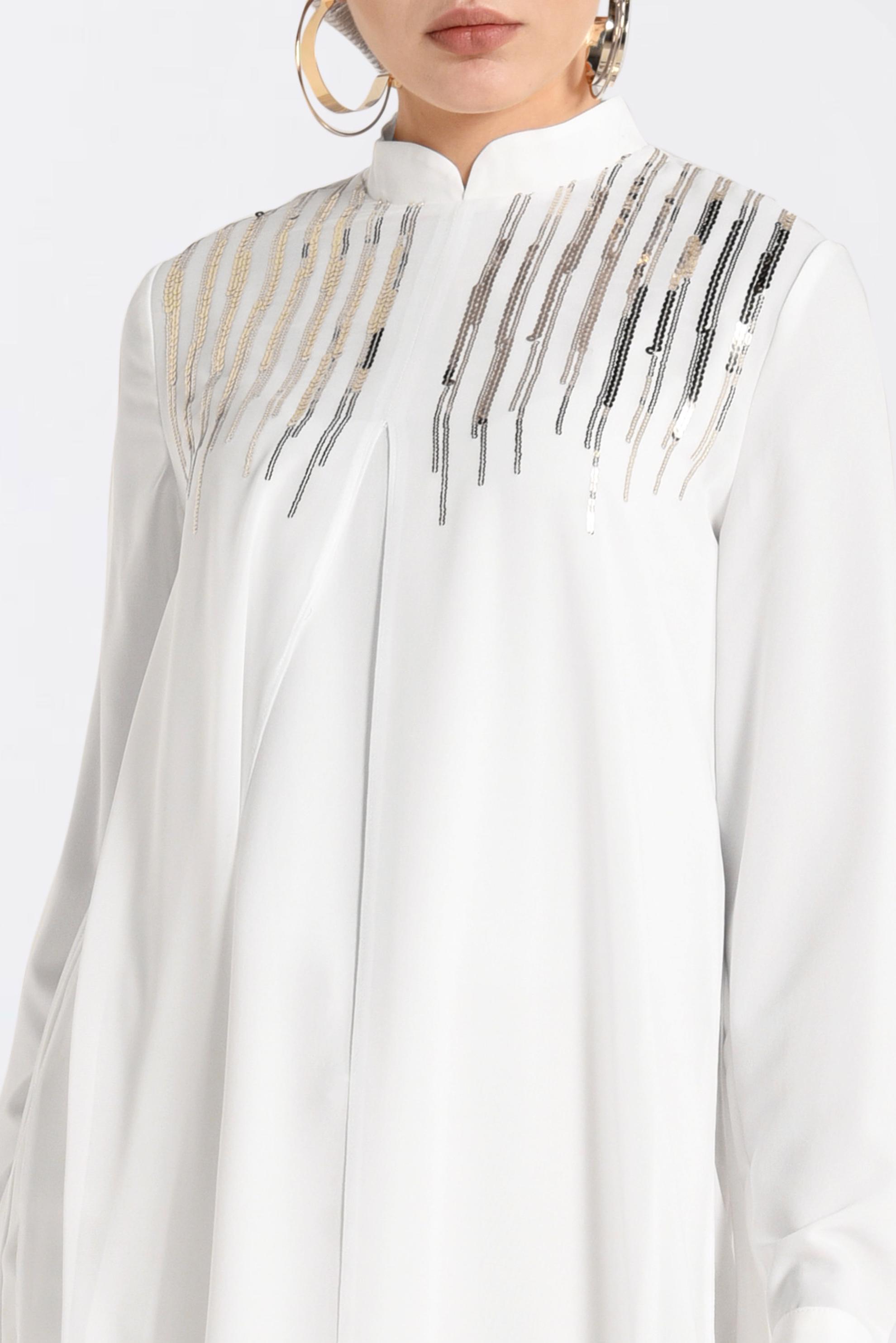 Tesettür giyim BEYAZ HAKİM YAKA PULLU TUNİK 4200