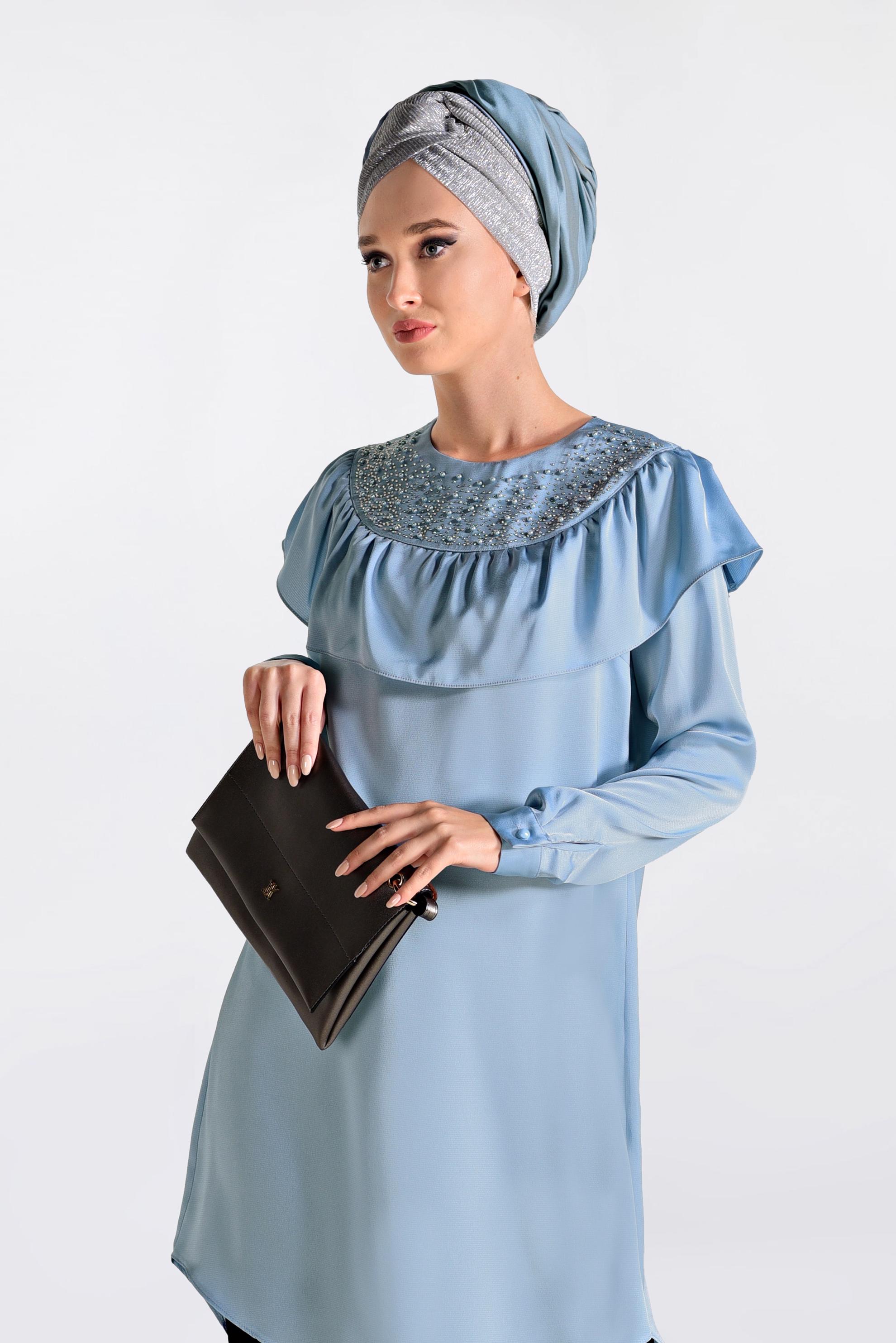 Tesettür giyim MAVİ YAKASI BONCUKLU TUNİK 4201