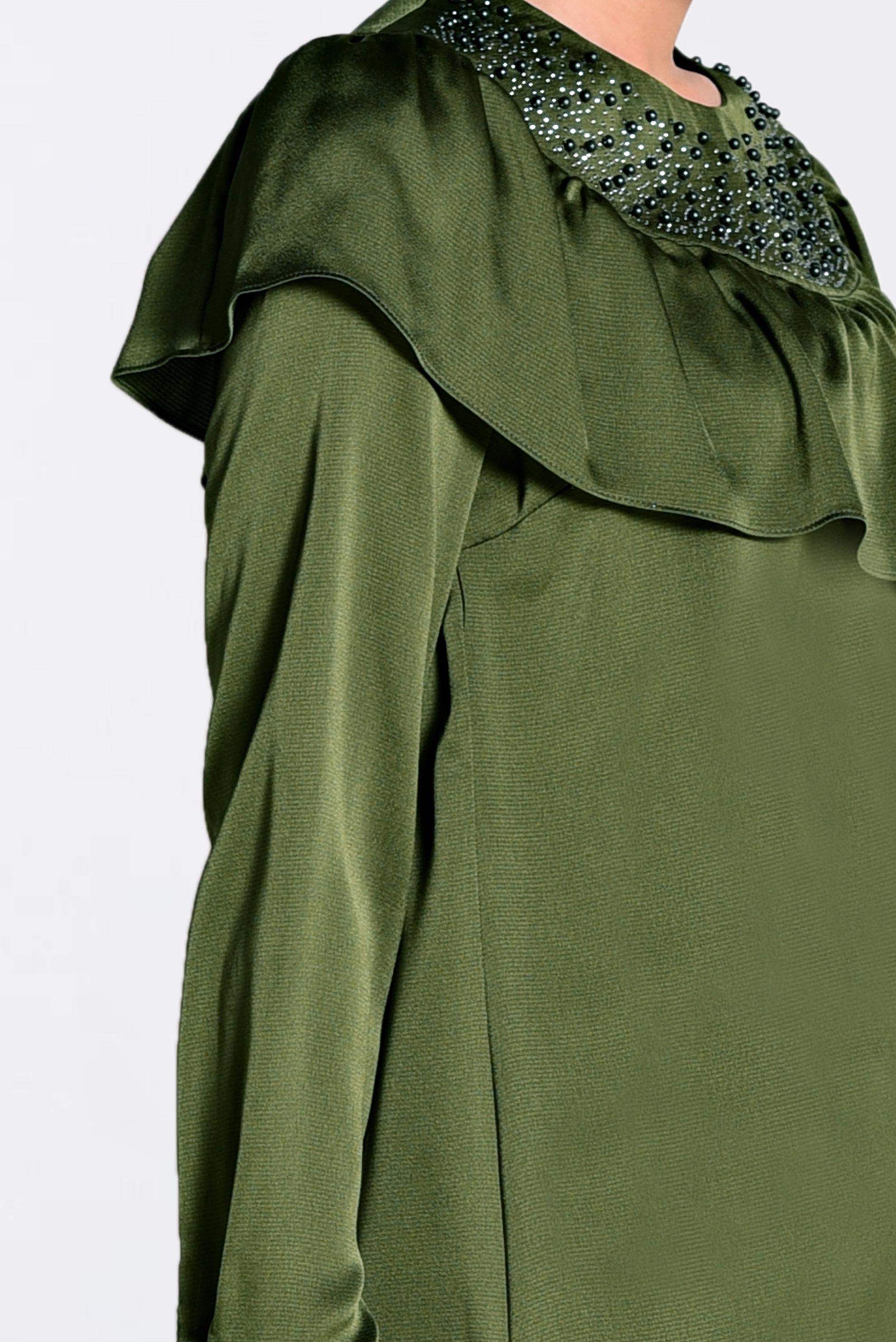 Tesettür giyim HAKİ YAKASI BONCUKLU TUNİK 4201