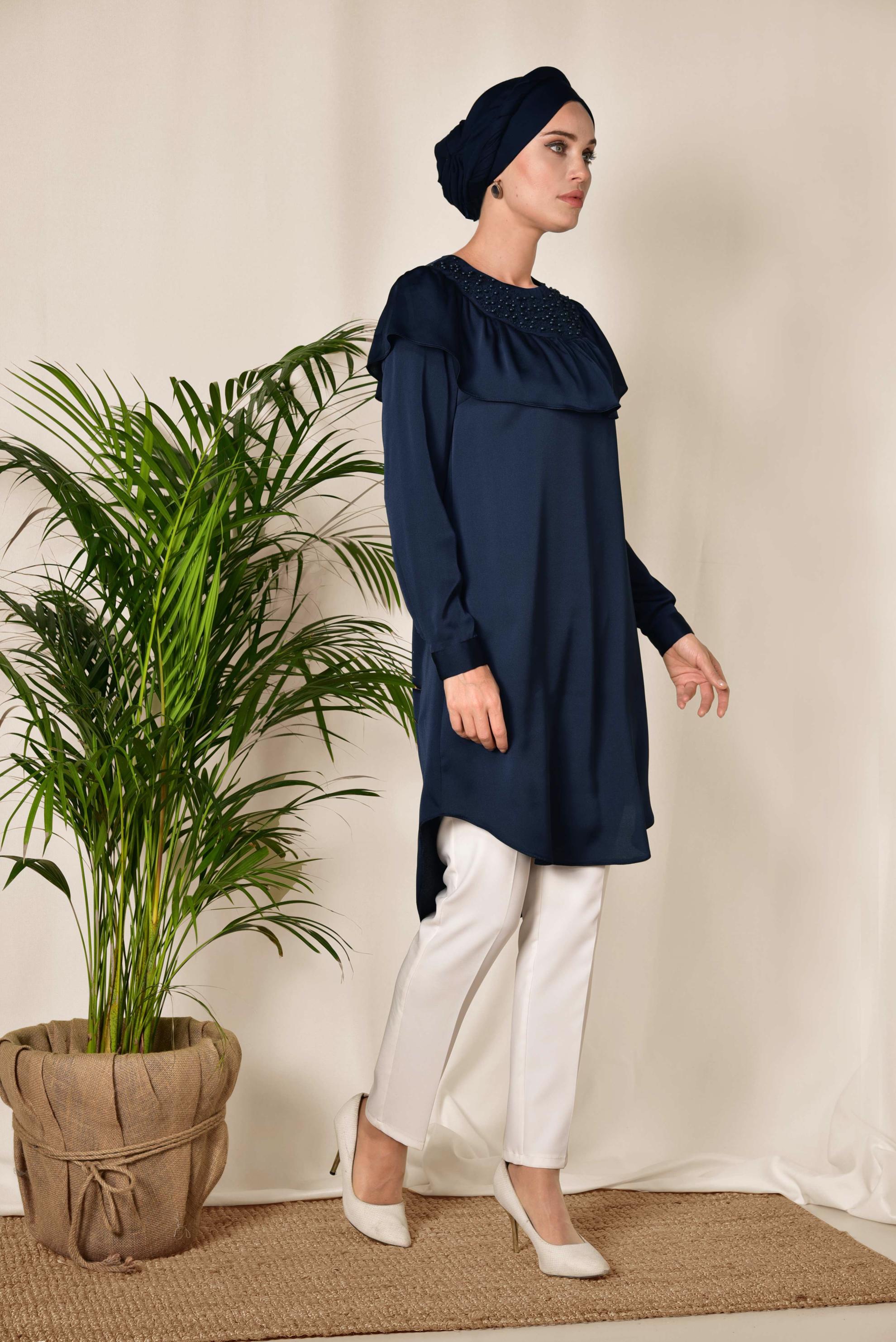 Tesettür giyim LACİVERT YAKASI BONCUKLU TUNİK 4201