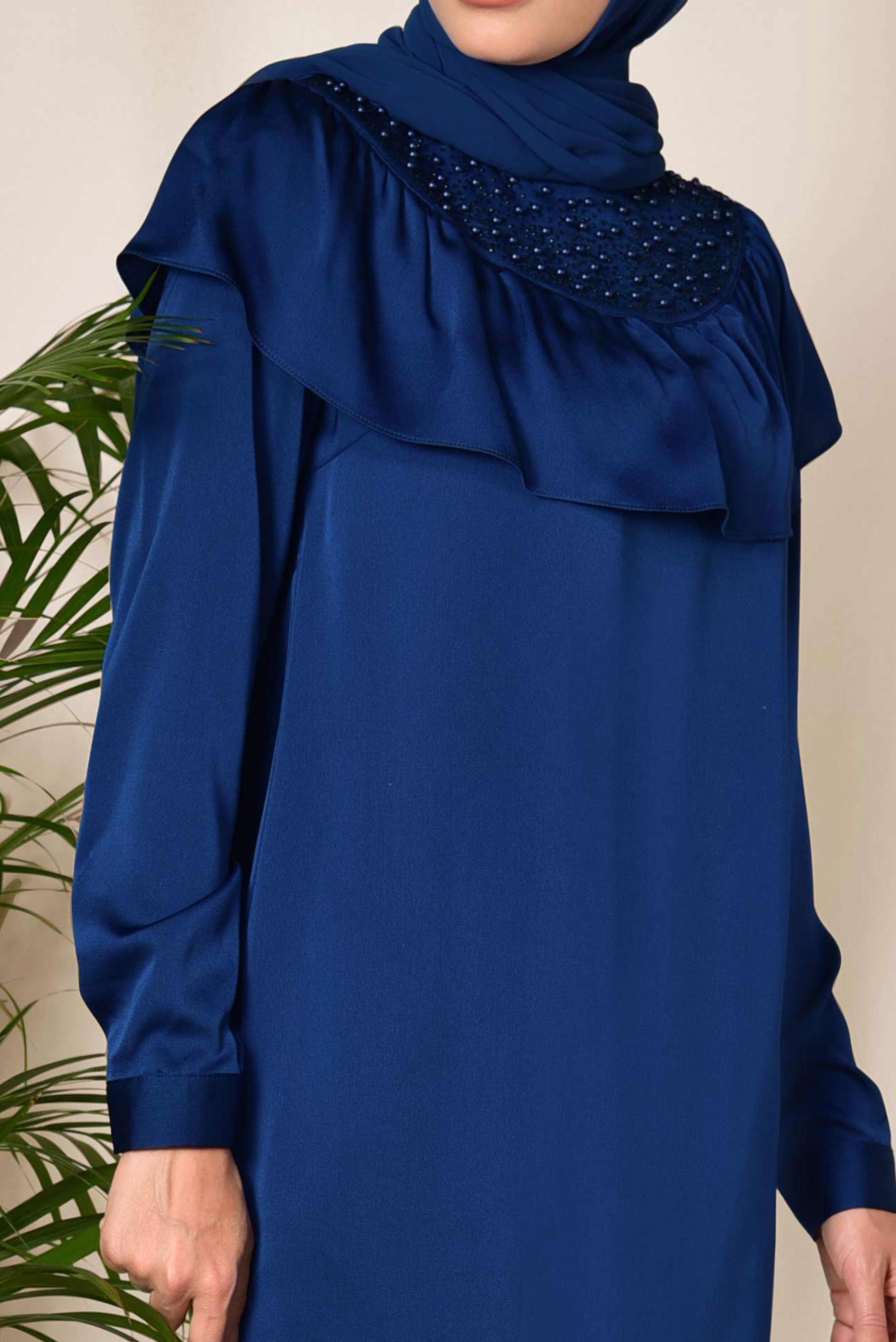 Tesettür giyim LACİVERT YAKASI BONCUKLU TUNİK 4201