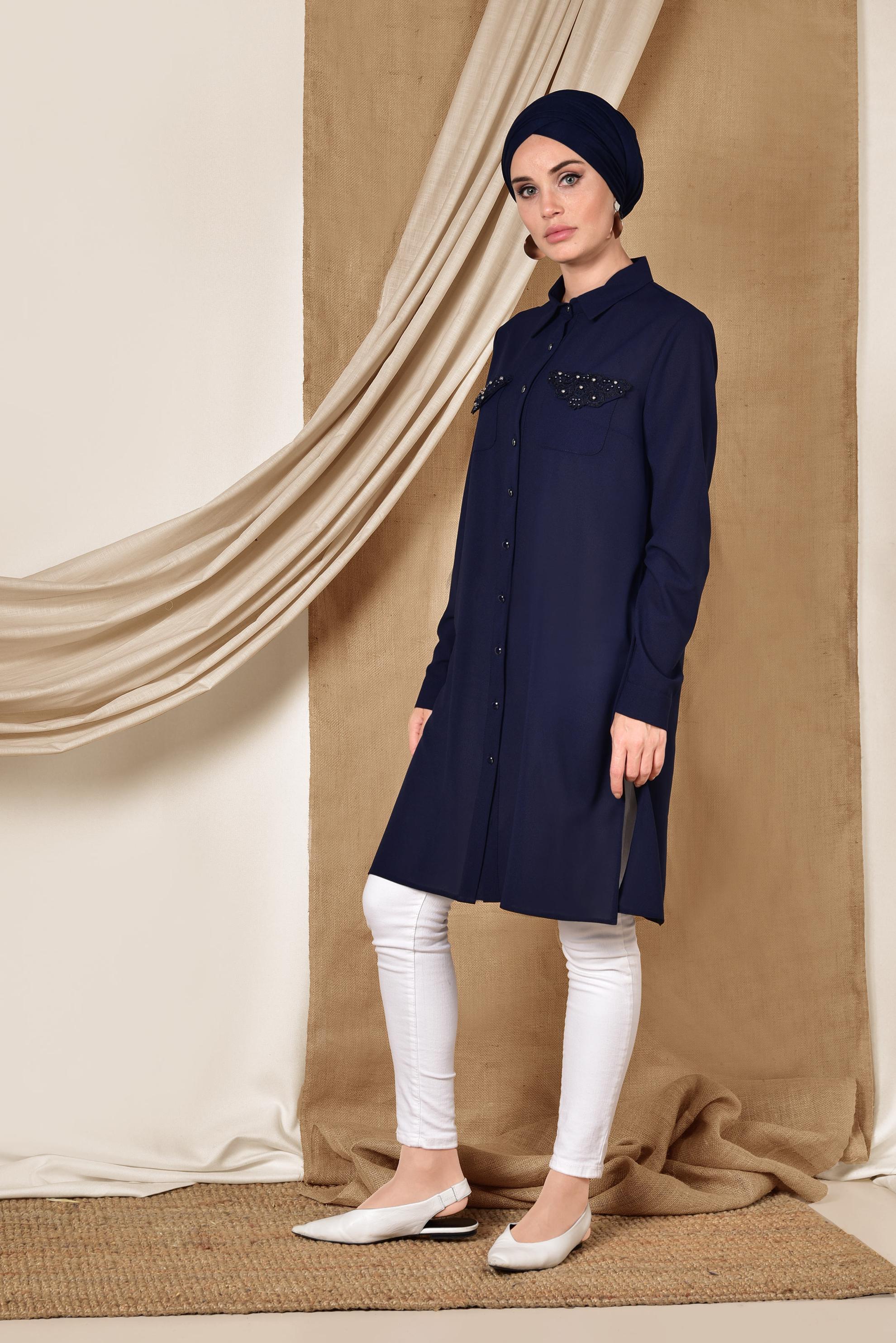 Tesettür giyim LACİVERT CEBİ NAKIŞLI VE BONCUKLU TUNİK 4215