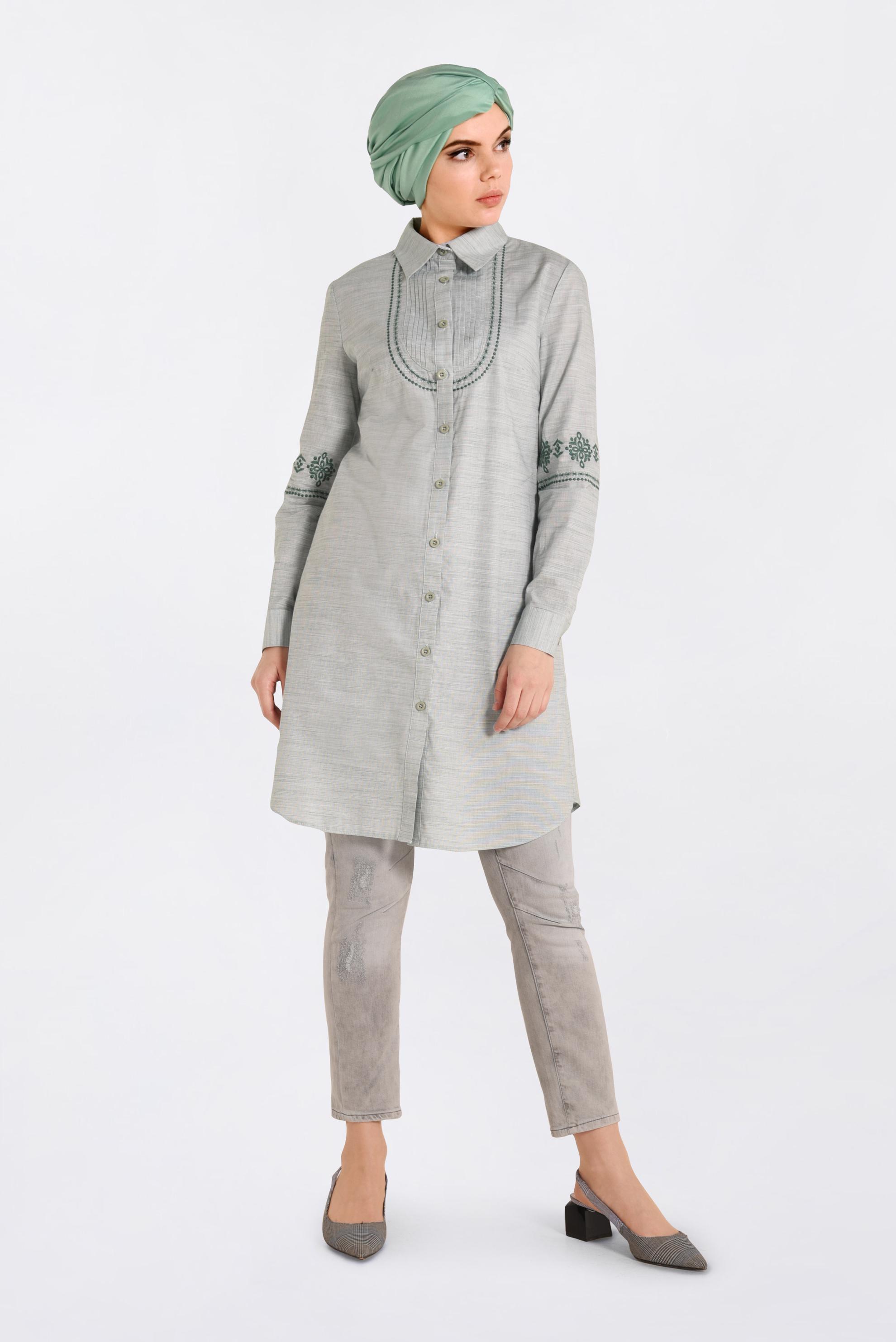 Tesettür giyim HAKİ ÖNDEN DÜĞMELİ NAKIŞLI TUNİK 4216