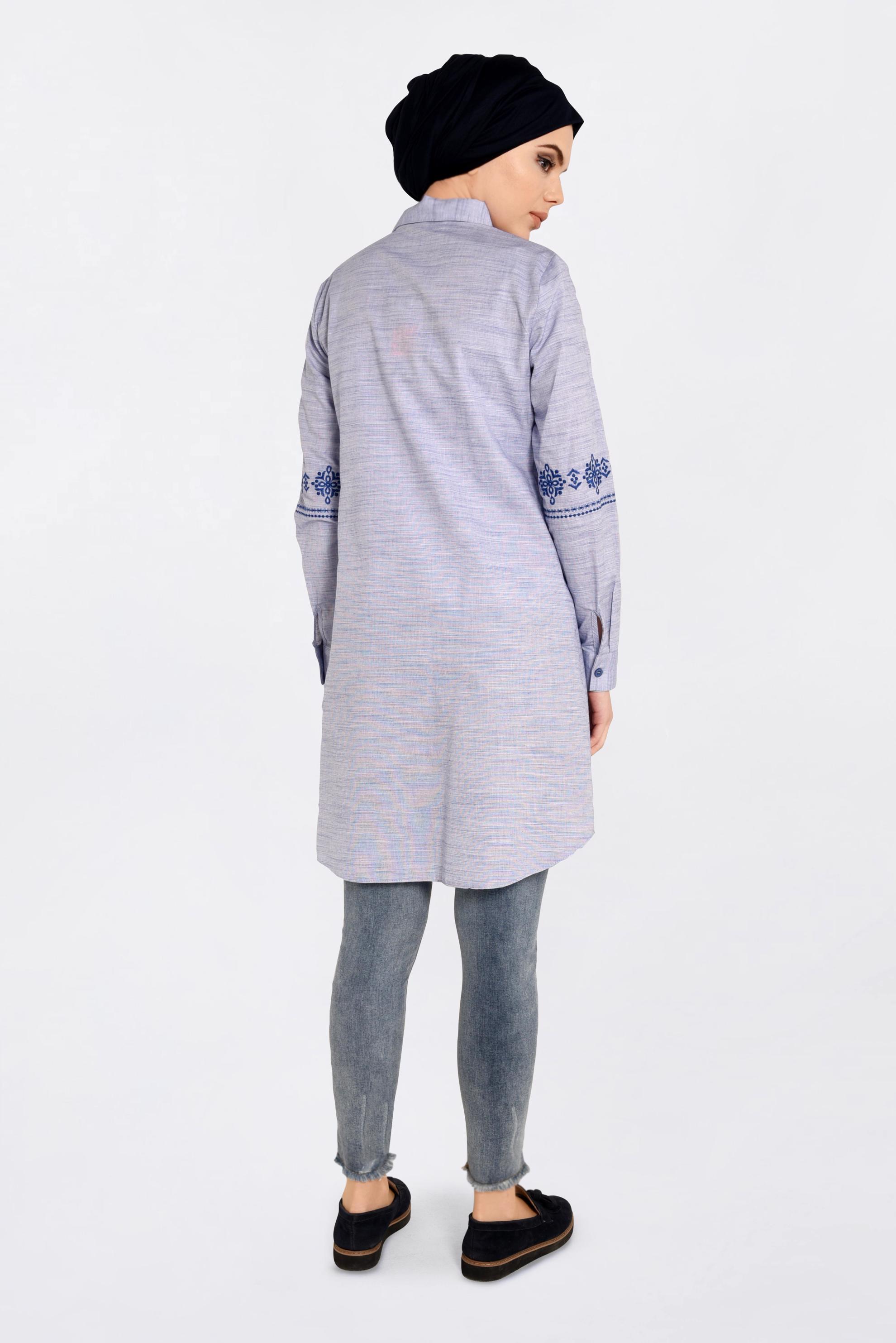 Tesettür giyim LACİVERT ÖNDEN DÜĞMELİ NAKIŞLI TUNİK 4216