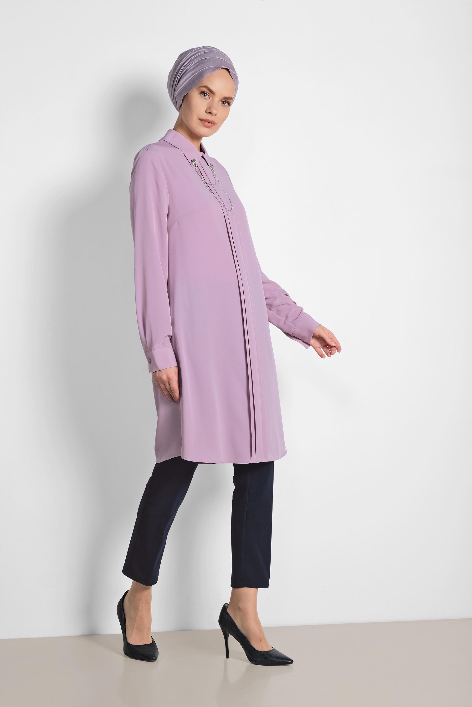 Tesettür giyim MOR YAKASI BROŞLU KLASİK TUNİK 4221