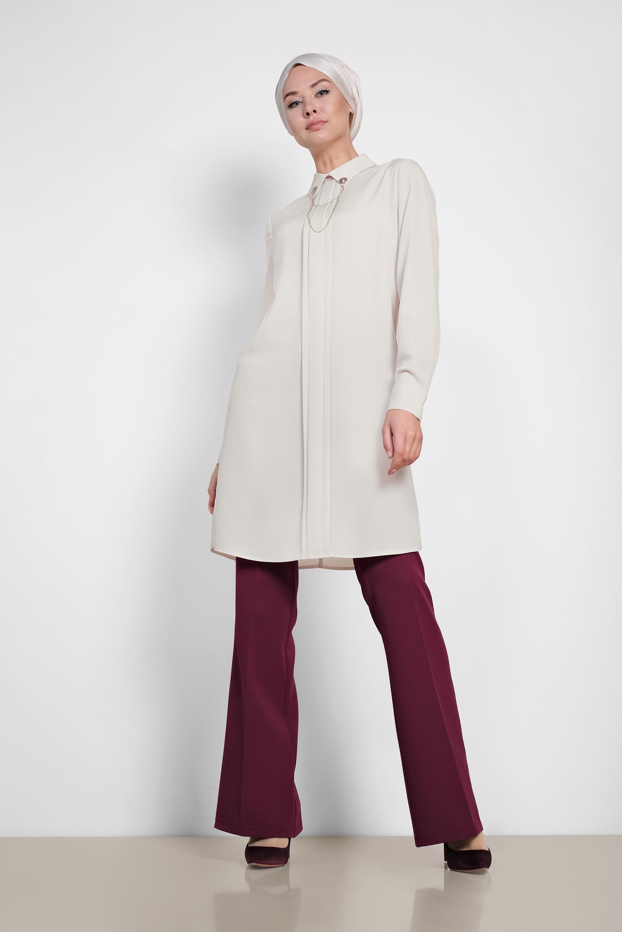 Tesettür giyim BEJ YAKASI BROŞLU KLASİK TUNİK 4221