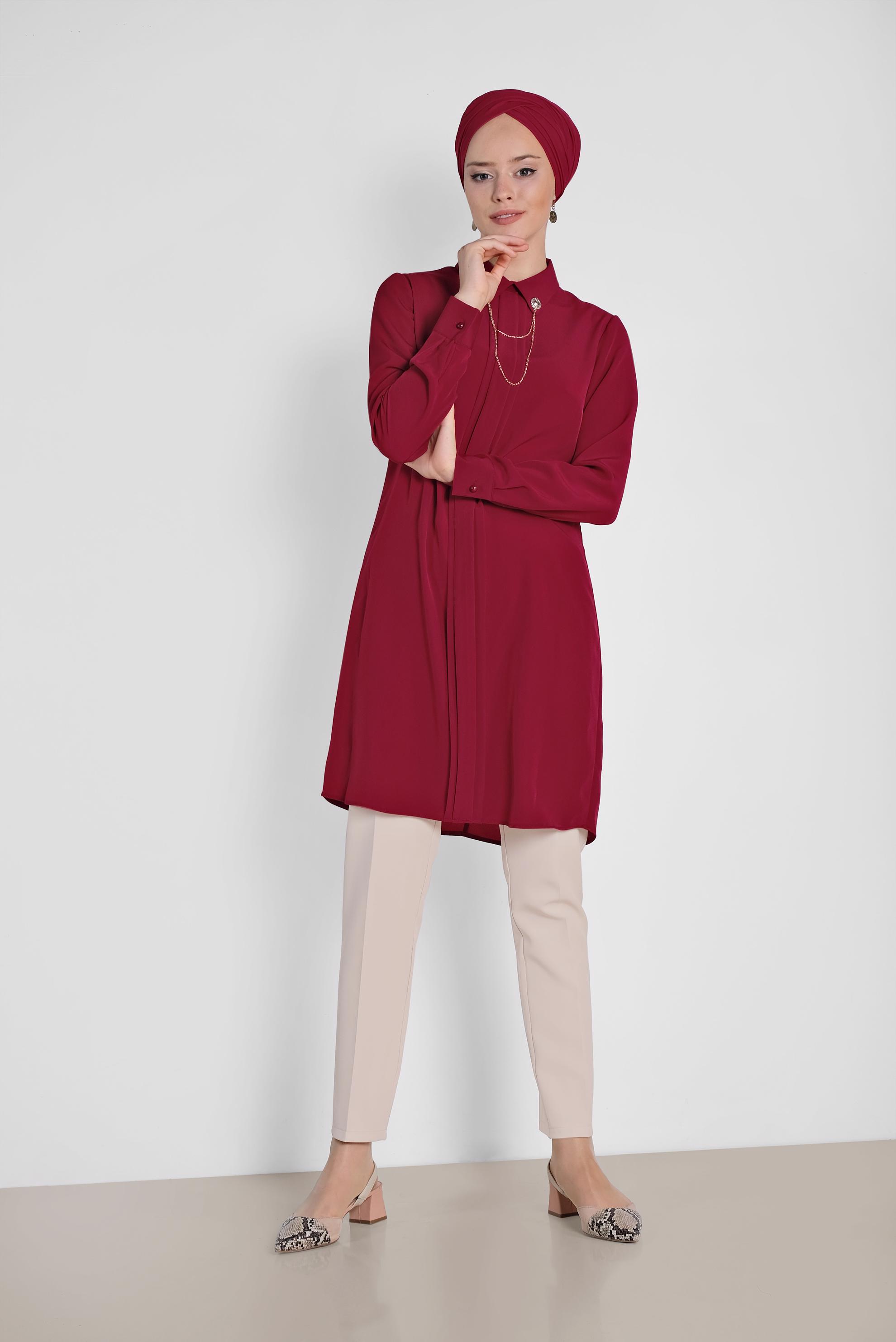 Tesettür giyim BORDO YAKASI BROŞLU KLASİK TUNİK 4221