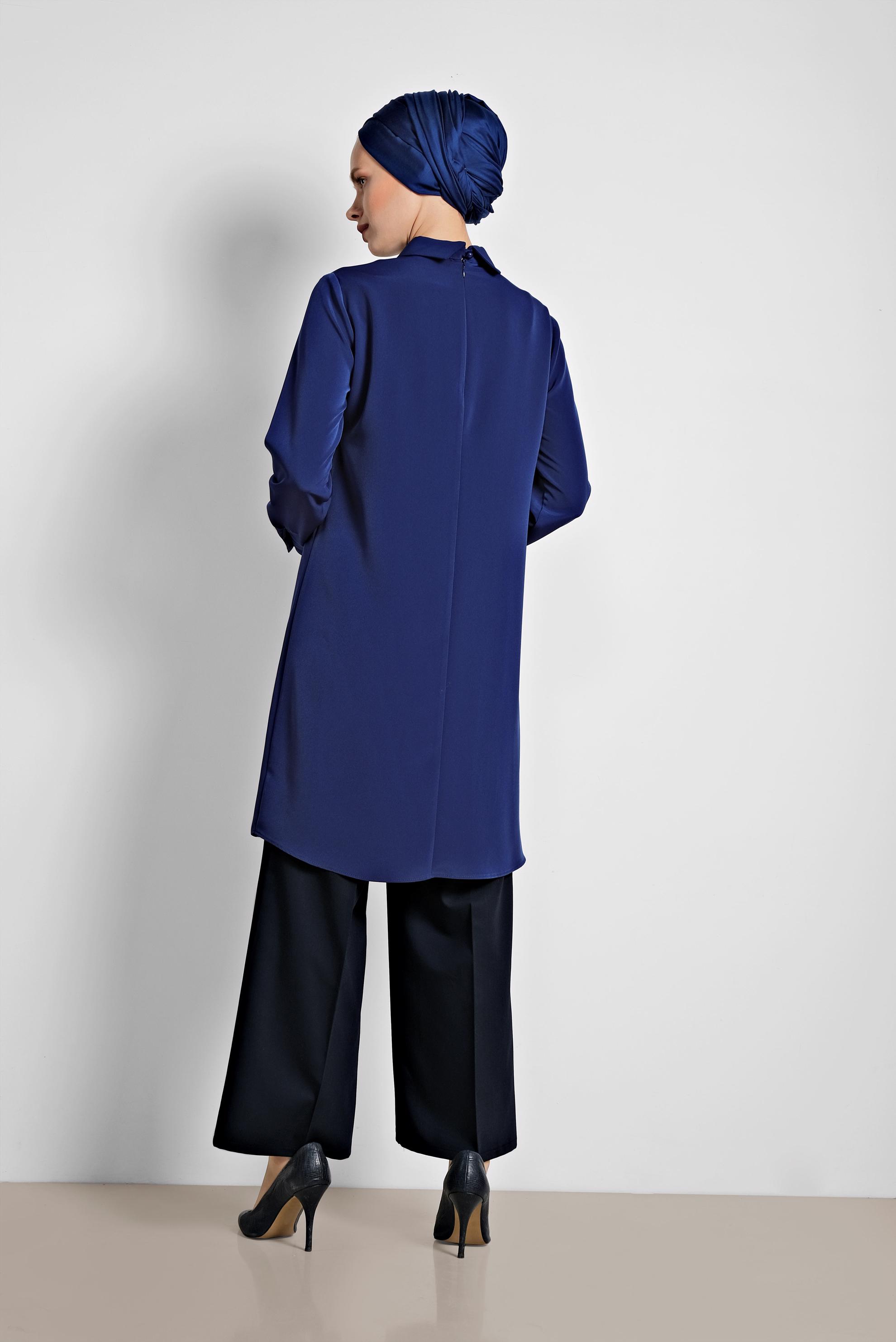 Tesettür giyim LACİVERT YAKASI BROŞLU KLASİK TUNİK 4221