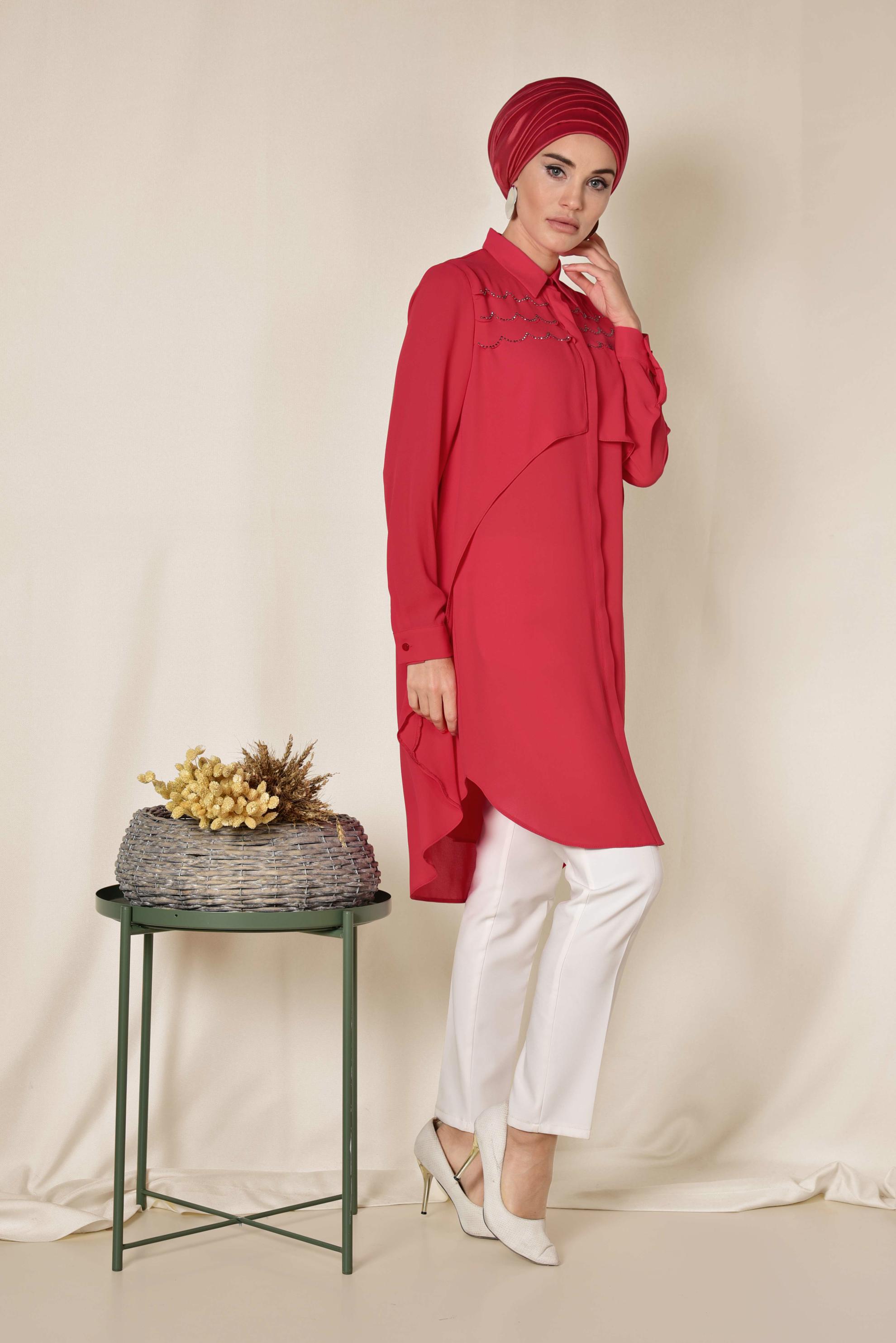 Tesettür giyim KIRMIZI GENİŞ KESİM GİZLİ DÜĞMELİ TUNİK 4230