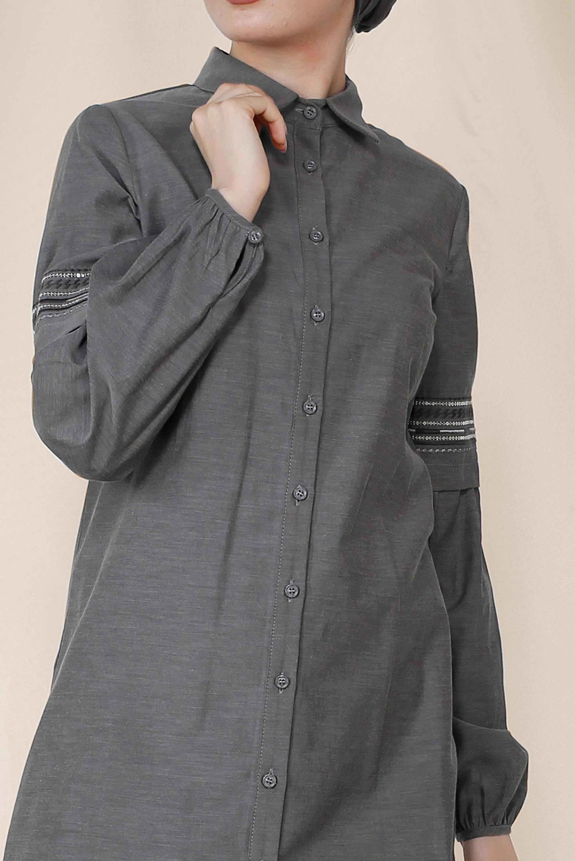 Tesettür giyim SİYAH KOLLARI NAKIŞLI PAMUKLU TUNİK 4232