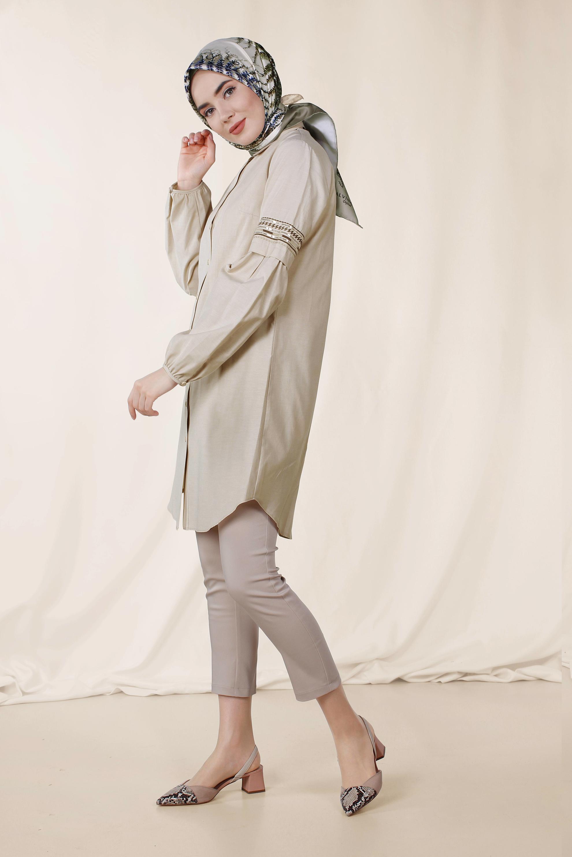 Tesettür giyim BEJ KOLLARI NAKIŞLI PAMUKLU TUNİK 4232