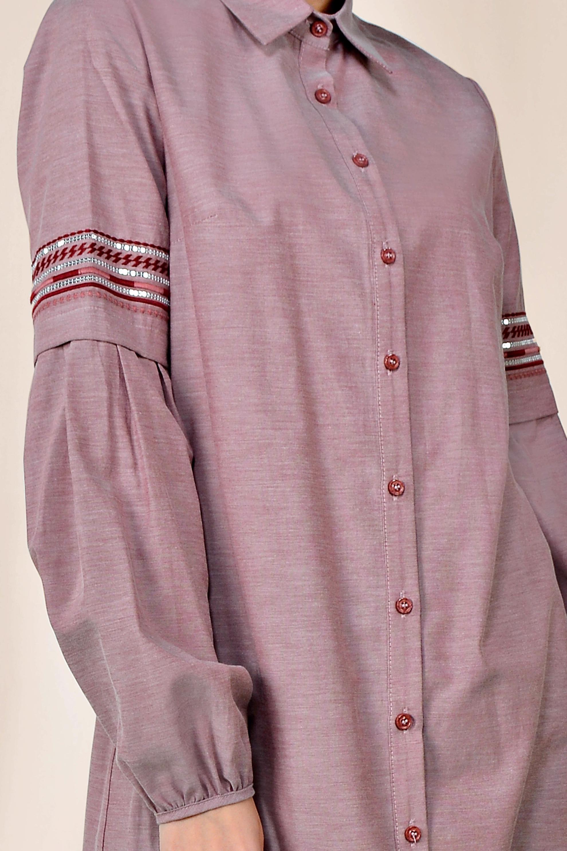 Tesettür giyim BORDO KOLLARI NAKIŞLI PAMUKLU TUNİK 4232