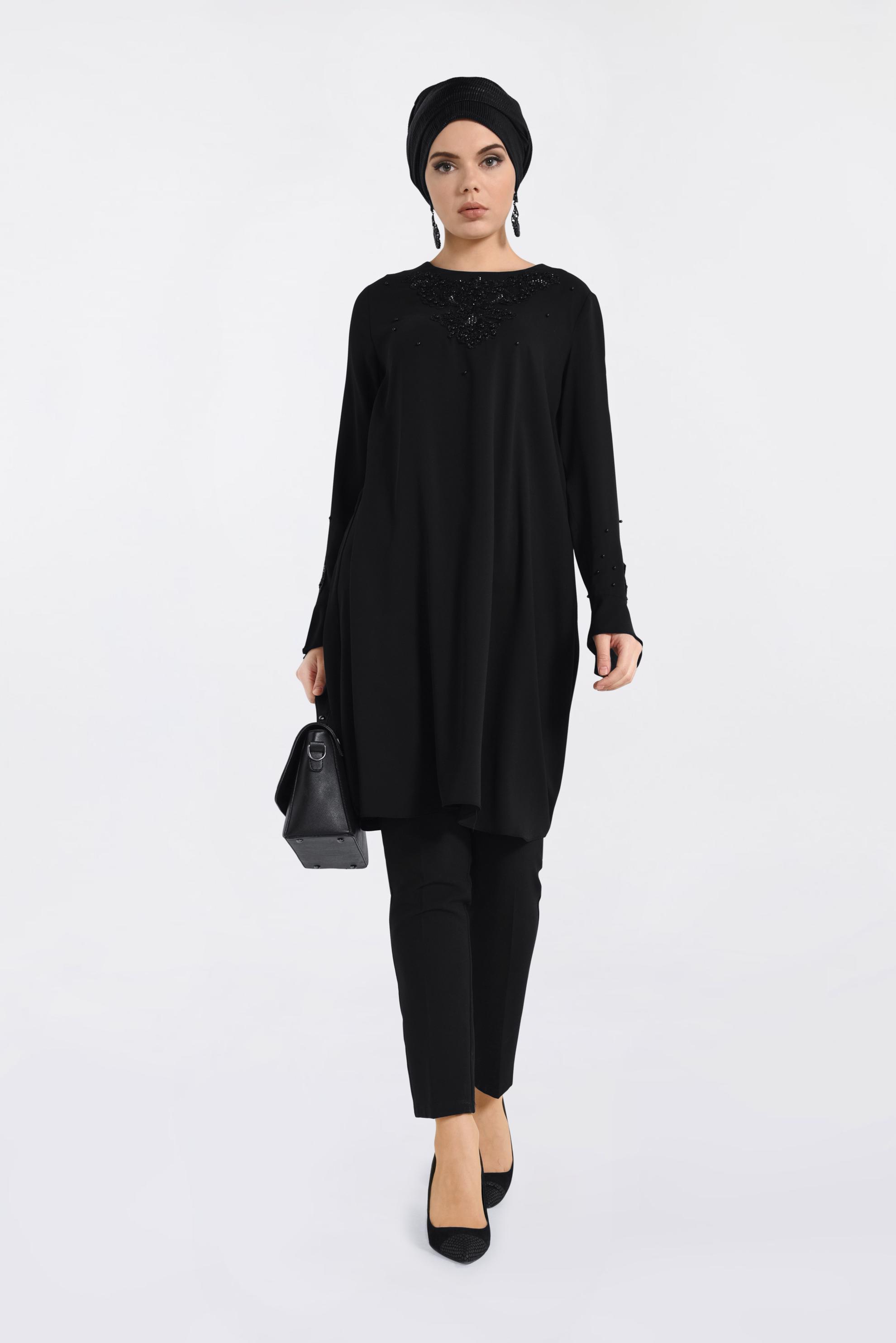 Tesettür giyim SİYAH GÜPÜR VE BONCUK DETAYLI TUNİK 4239