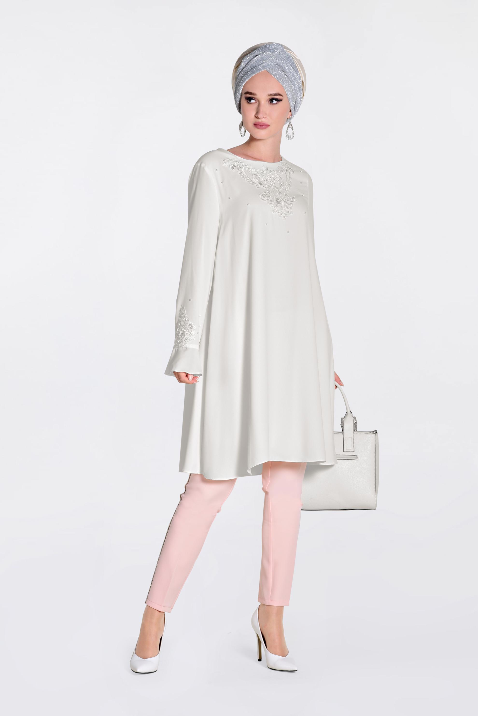 Tesettür giyim EKRU GÜPÜR VE BONCUK DETAYLI TUNİK 4239