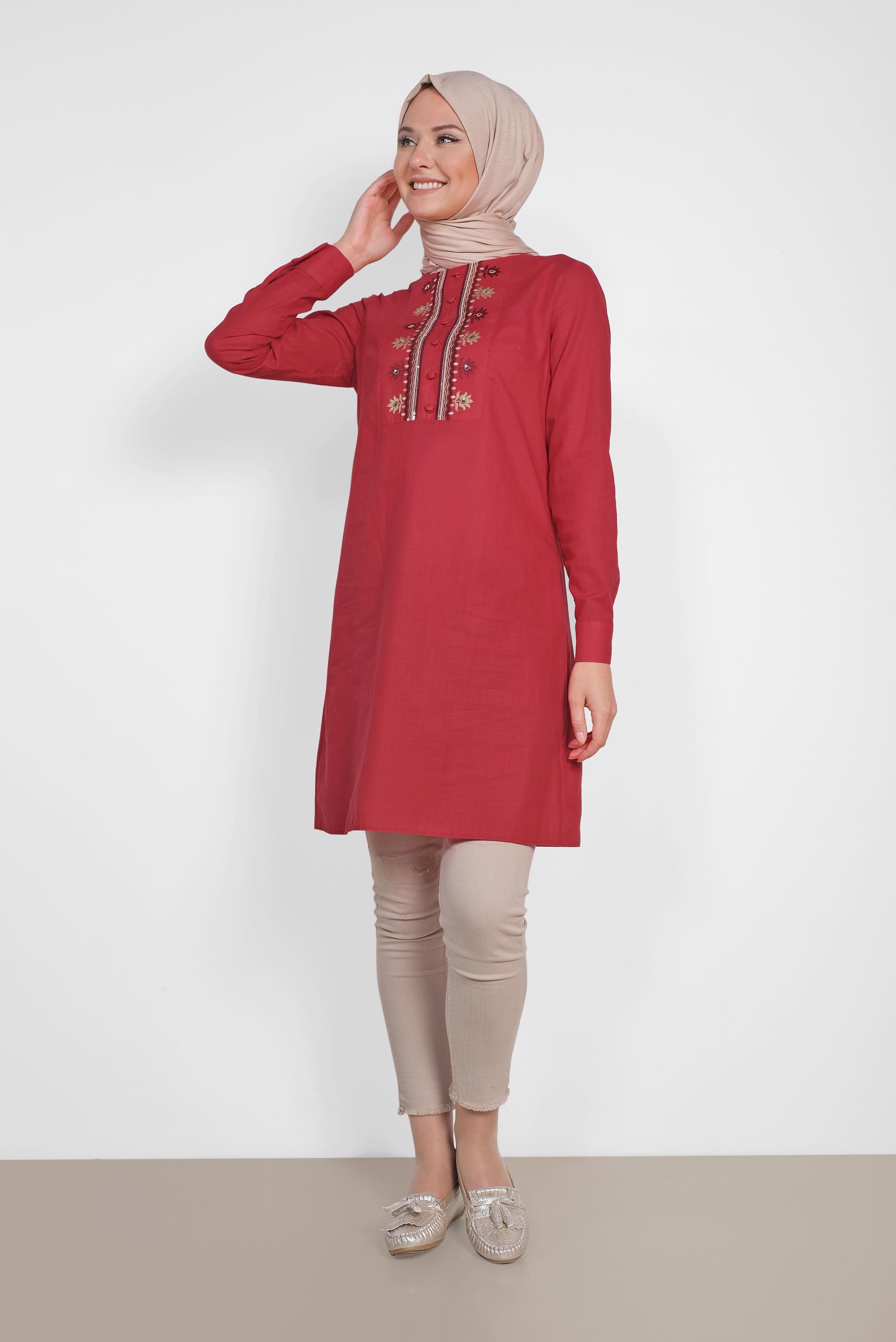 Tesettür giyim KIRMIZI PUL İŞLEMELİ NAKIŞLI TUNİK 4242