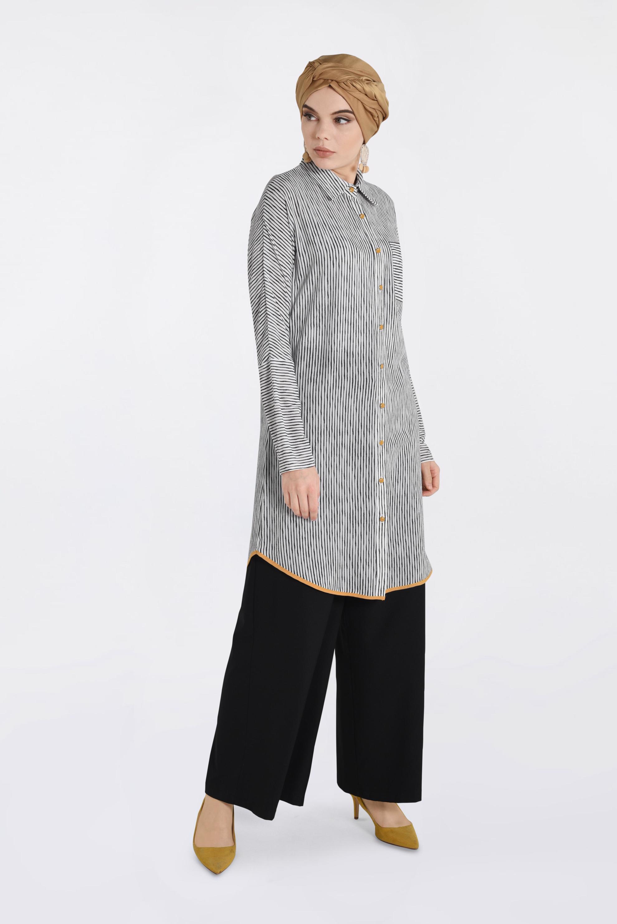 Tesettür giyim SİYAH ARKASI NAKIŞLI ÇİZGİLİ TUNİK 4271