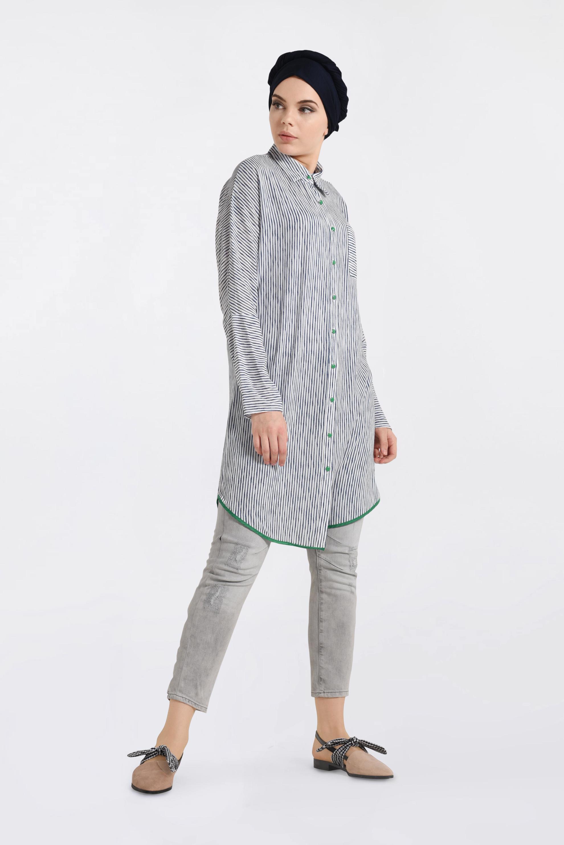 Tesettür giyim LACİVERT ARKASI NAKIŞLI ÇİZGİLİ TUNİK 4271