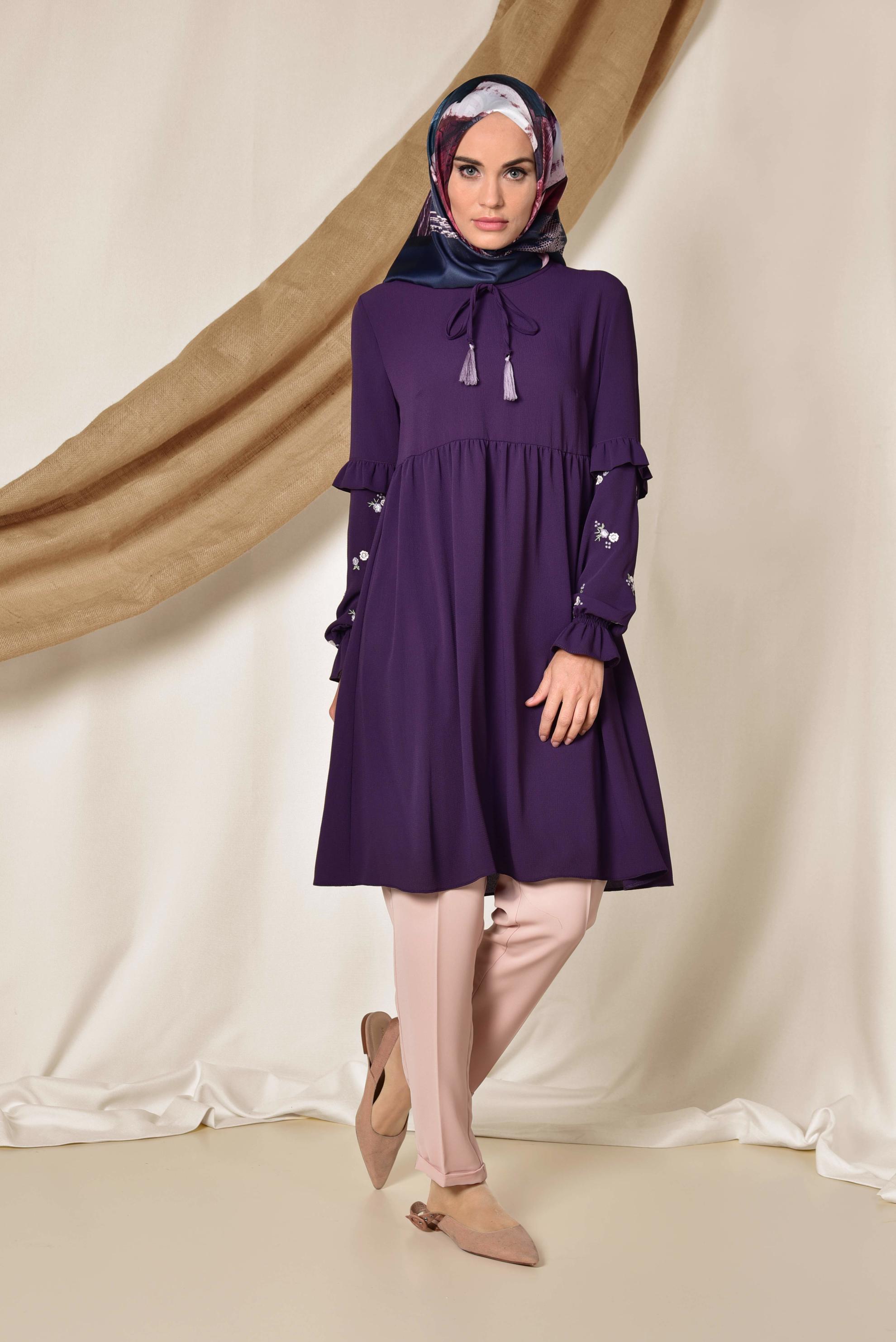 Tesettür giyim MOR NAKIŞ DETAYLI TUNİK 4274
