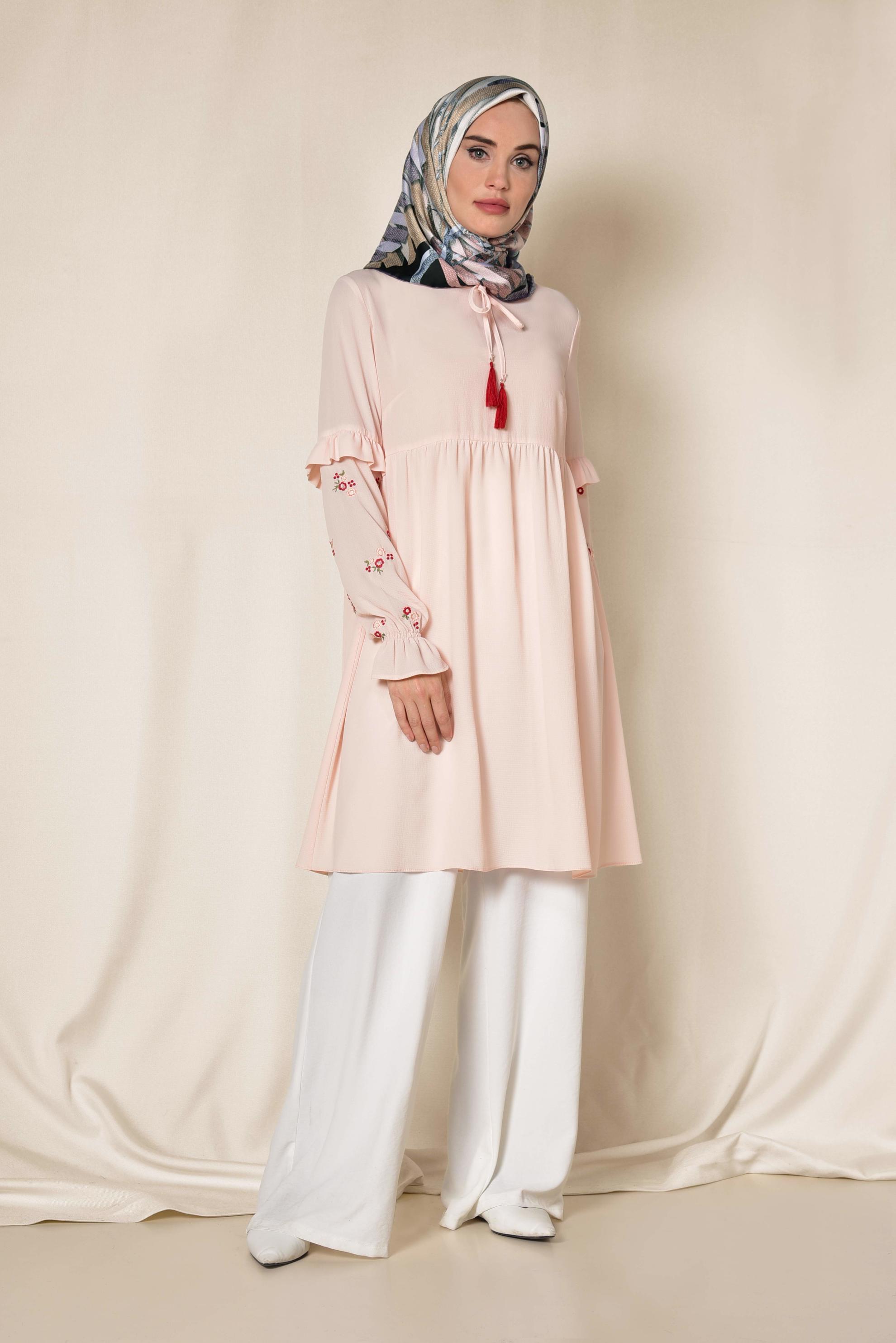 Tesettür giyim PEMBE NAKIŞ DETAYLI TUNİK 4274