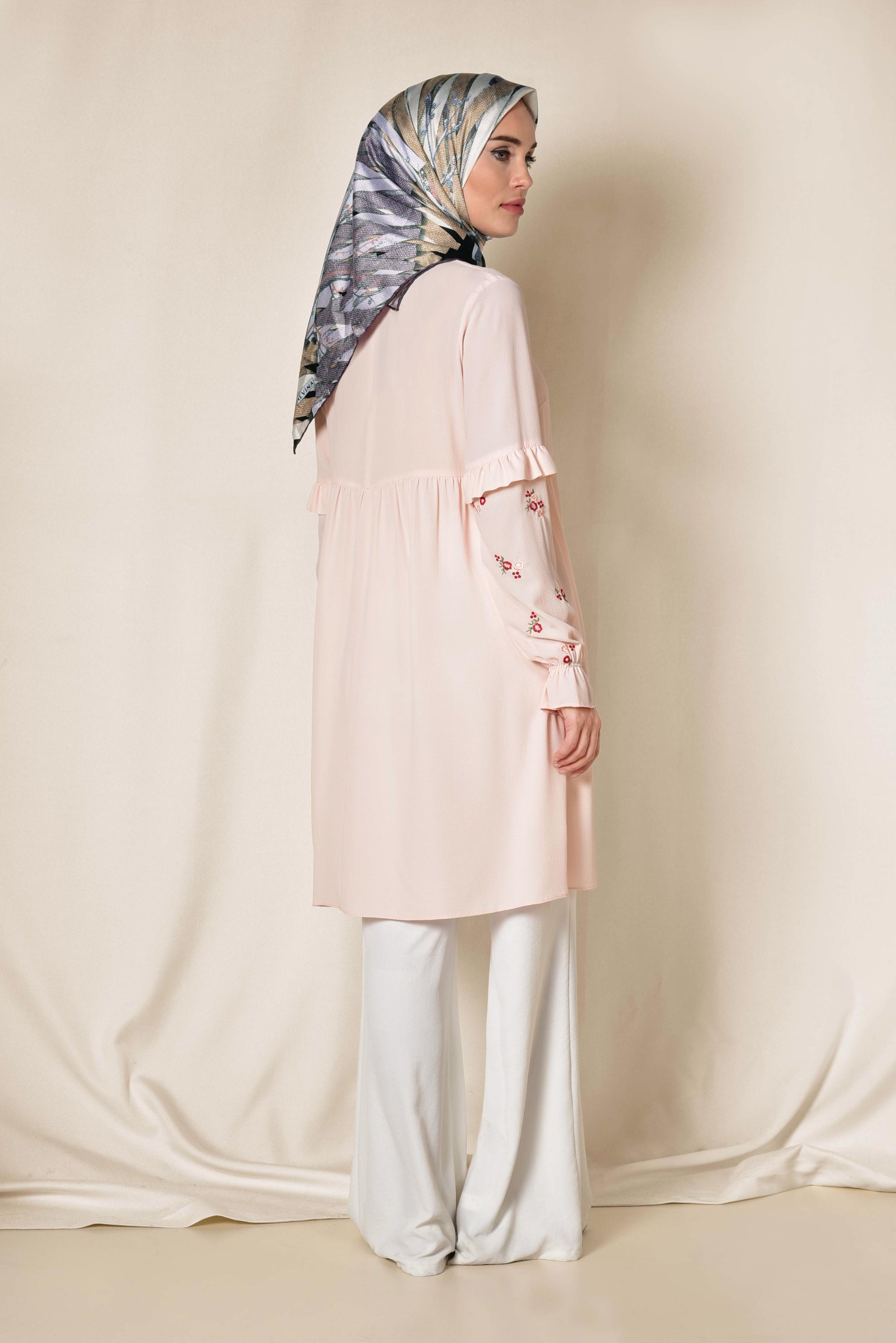 Tesettür giyim PEMBE NAKIŞ DETAYLI TUNİK 4274