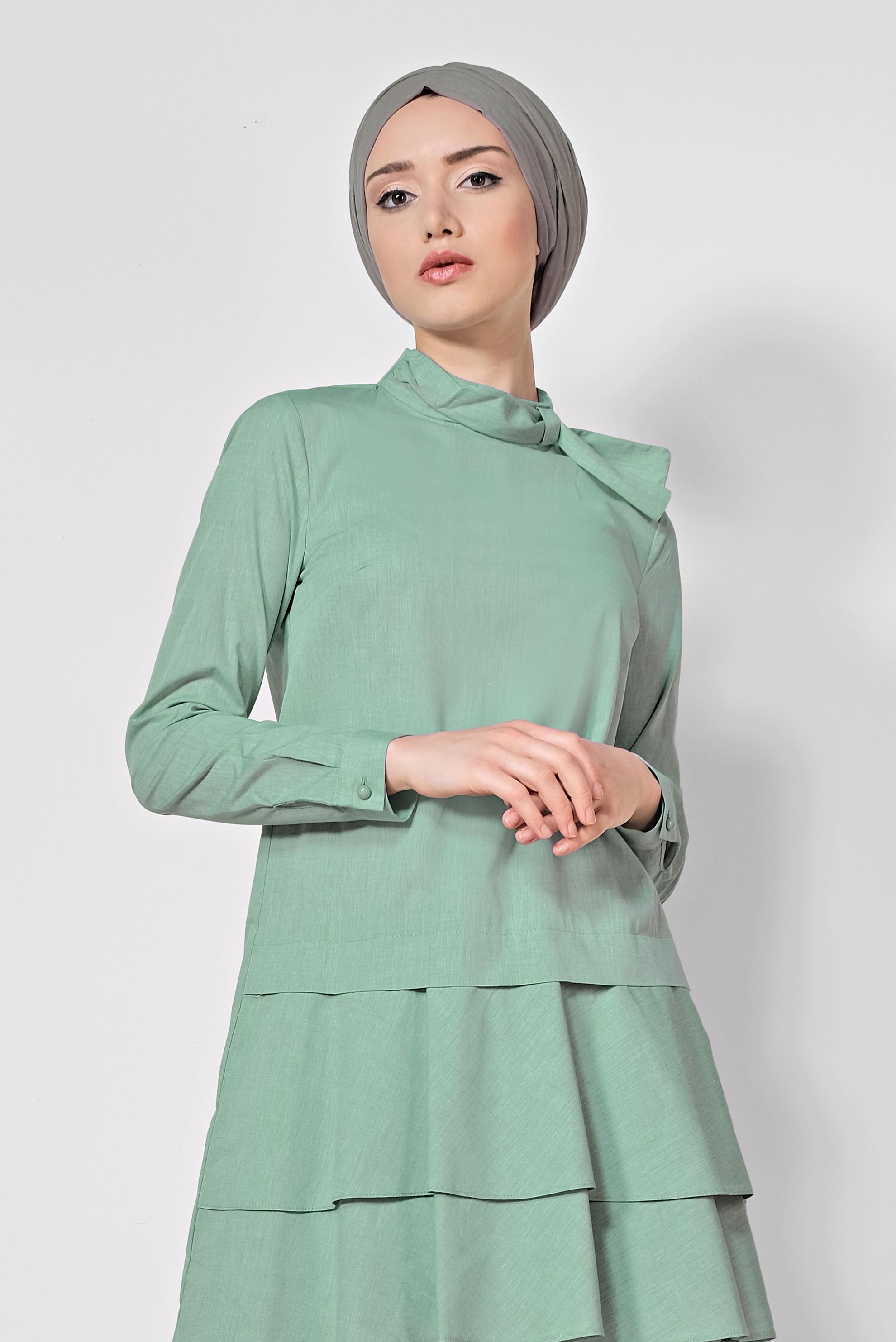 Tesettür giyim YEŞİL ETEK UCU VOLANLI PAMUKLU TUNİK 4286