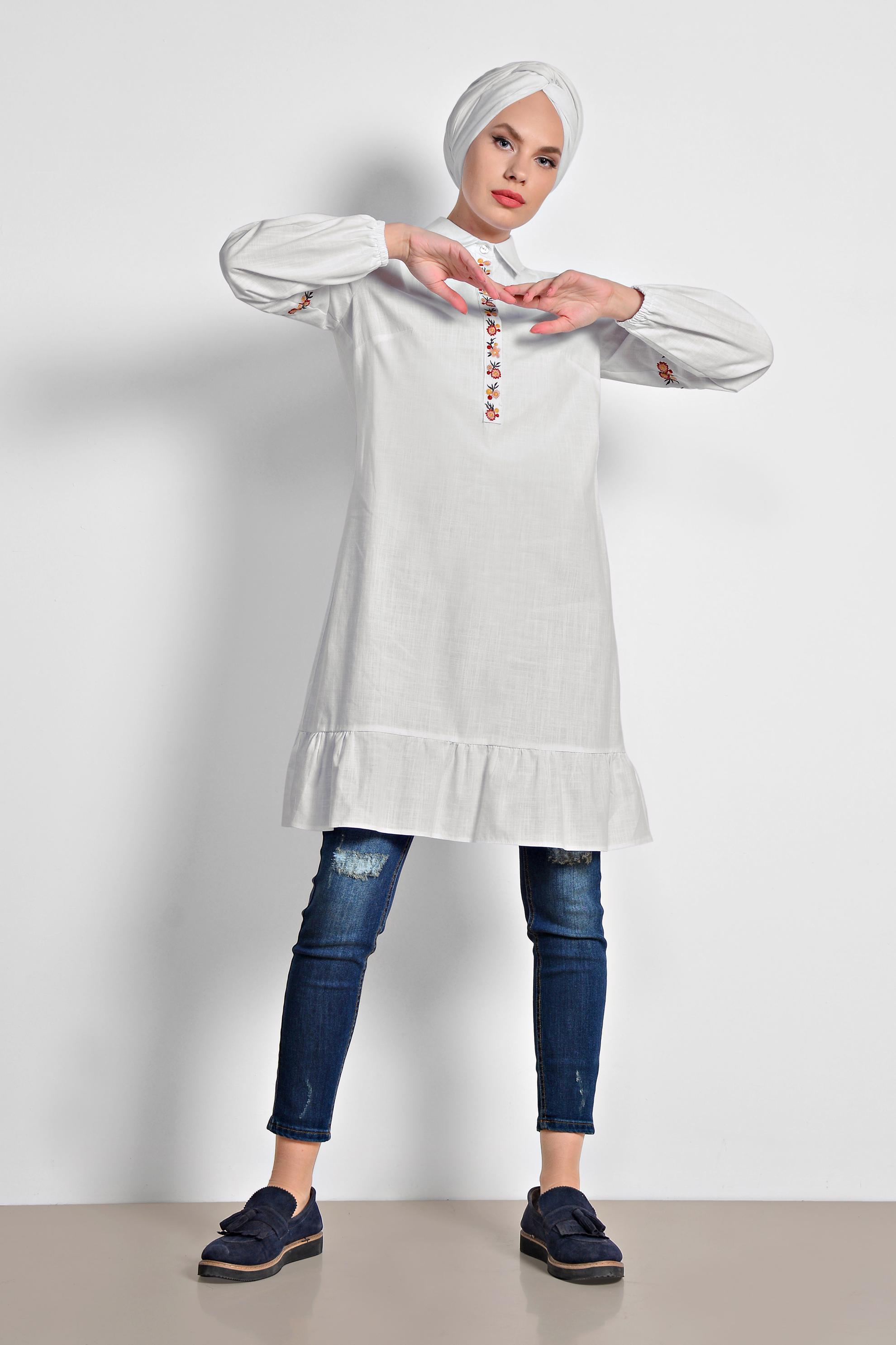 Tesettür giyim BEYAZ NAKIŞ İŞLEMELİ KETEN TUNİK 4289