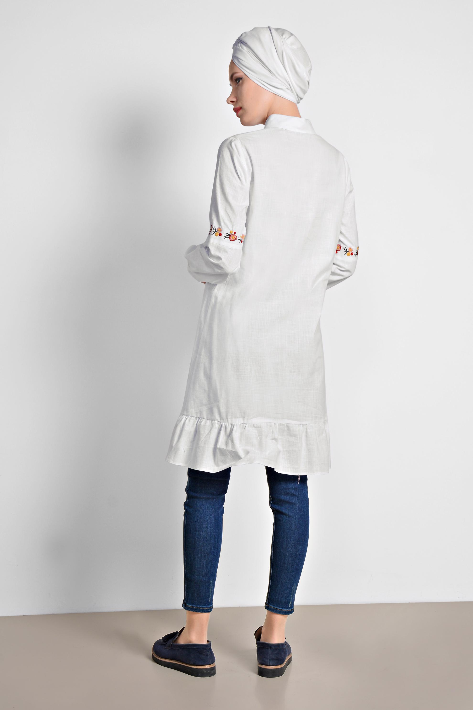 Tesettür giyim BEYAZ NAKIŞ İŞLEMELİ KETEN TUNİK 4289