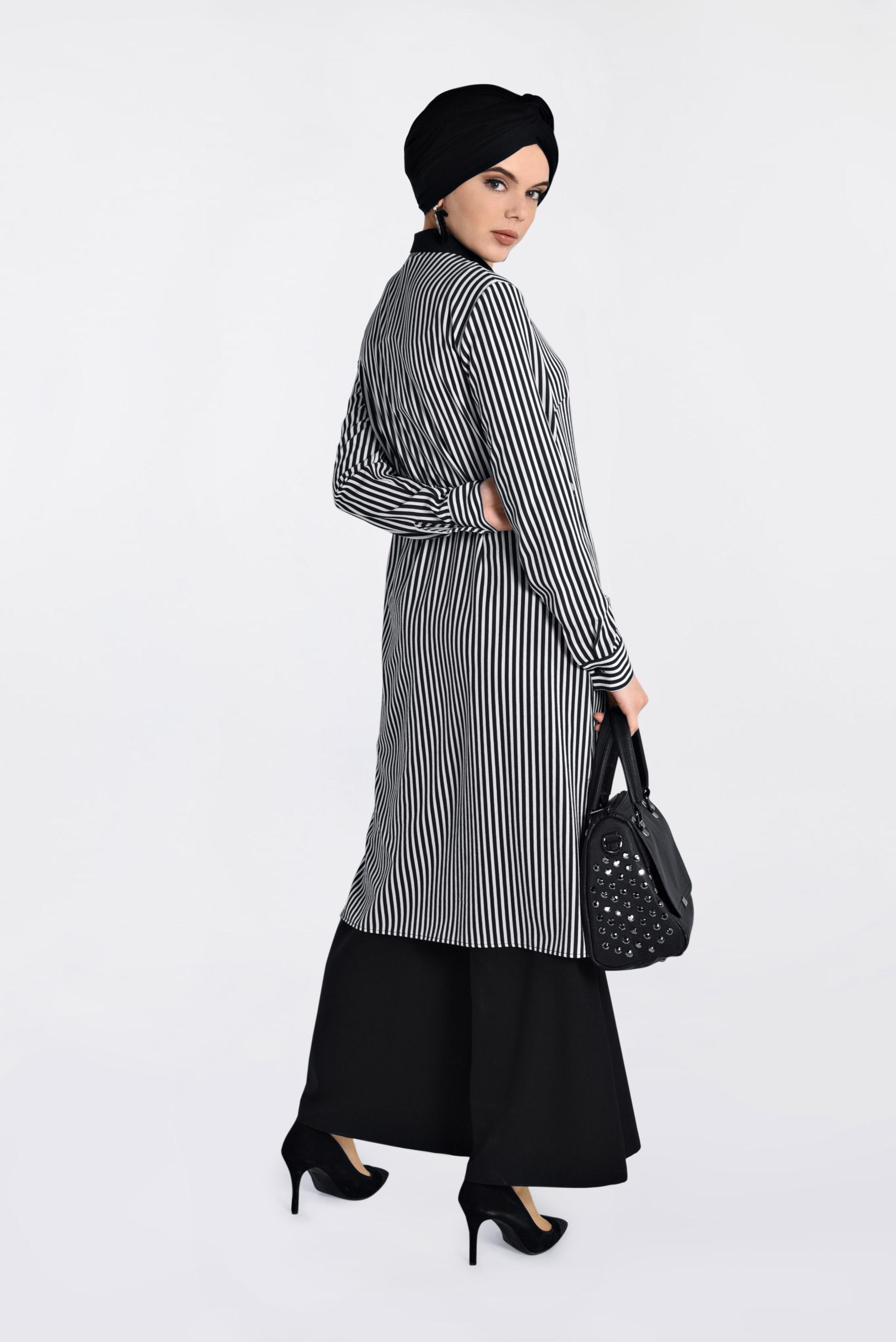 Tesettür giyim SİYAH ÇİZGİ DESENLİ PUL PAYETLİ TUNİK 4295