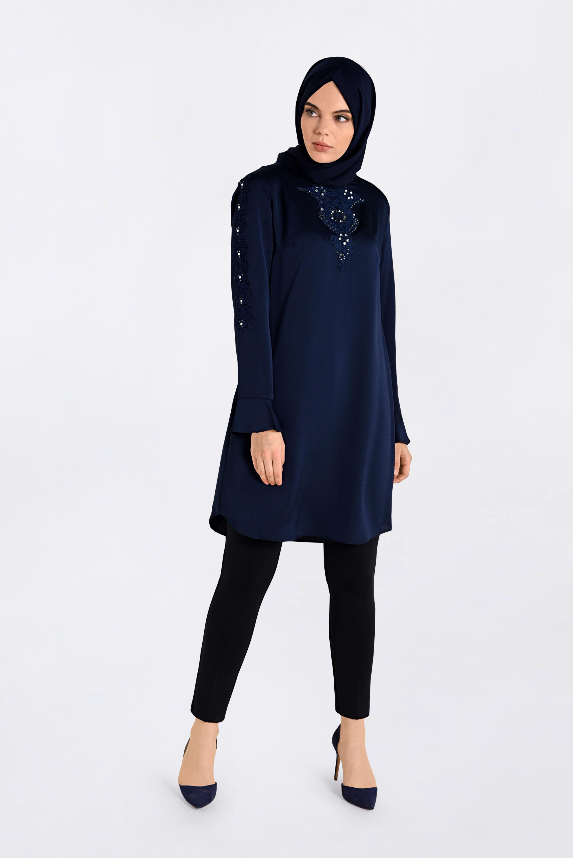 Tesettür giyim LACİVERT GÜPÜR VE TAŞLI TUNİK 4301