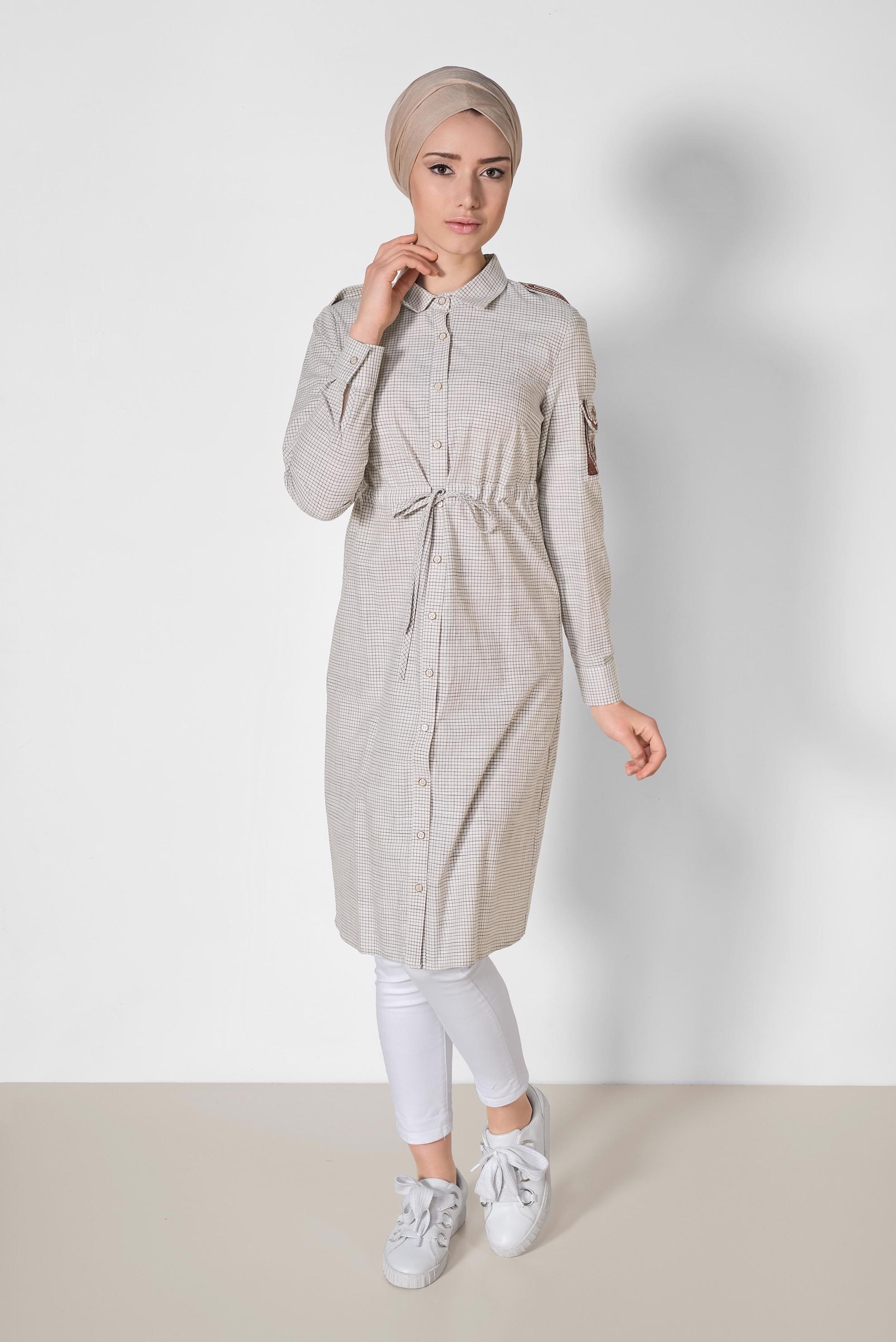 Tesettür giyim BEJ KARE DESENLİ KOLU İŞLEMELİ PAMUKLU TUNİK 4304