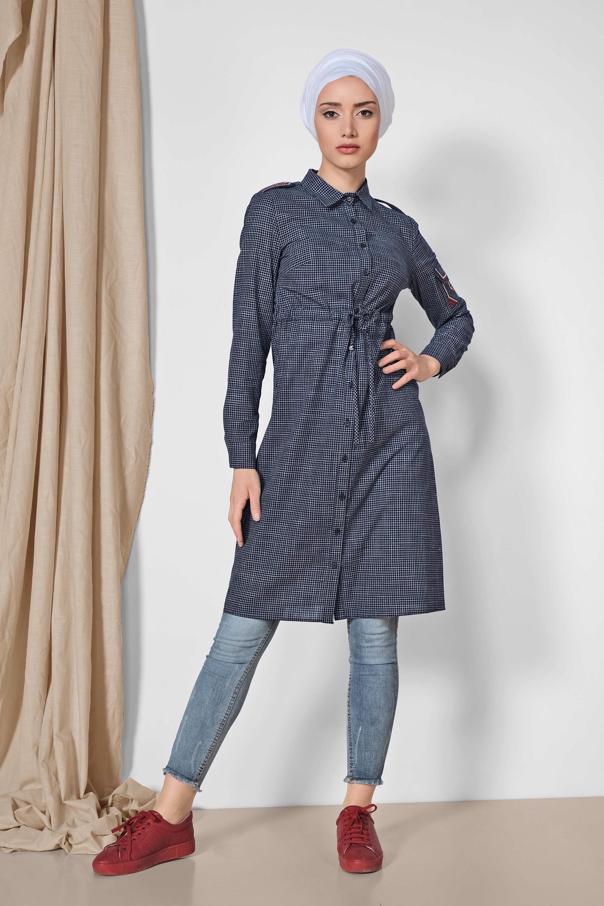 Tesettür giyim LACİVERT KARE DESENLİ KOLU İŞLEMELİ PAMUKLU TUNİK 4304