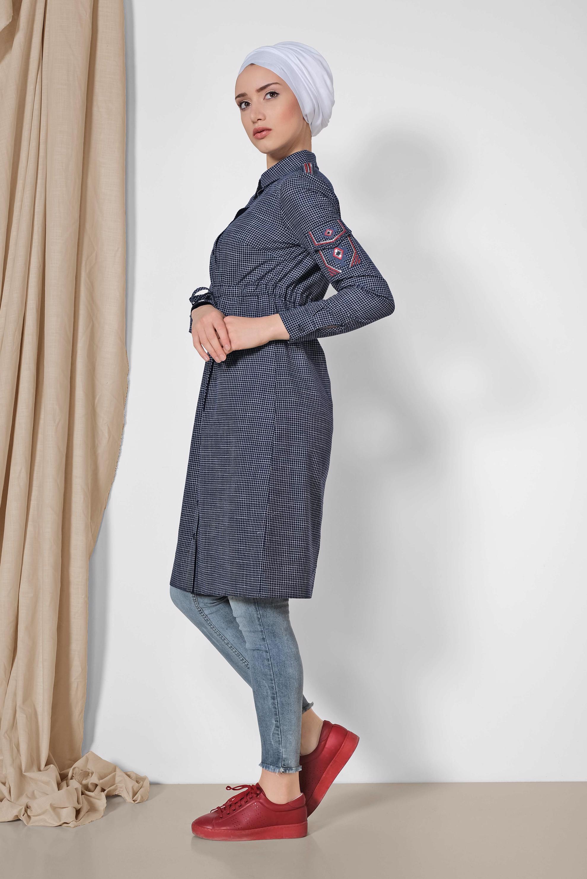 Tesettür giyim LACİVERT KARE DESENLİ KOLU İŞLEMELİ PAMUKLU TUNİK 4304