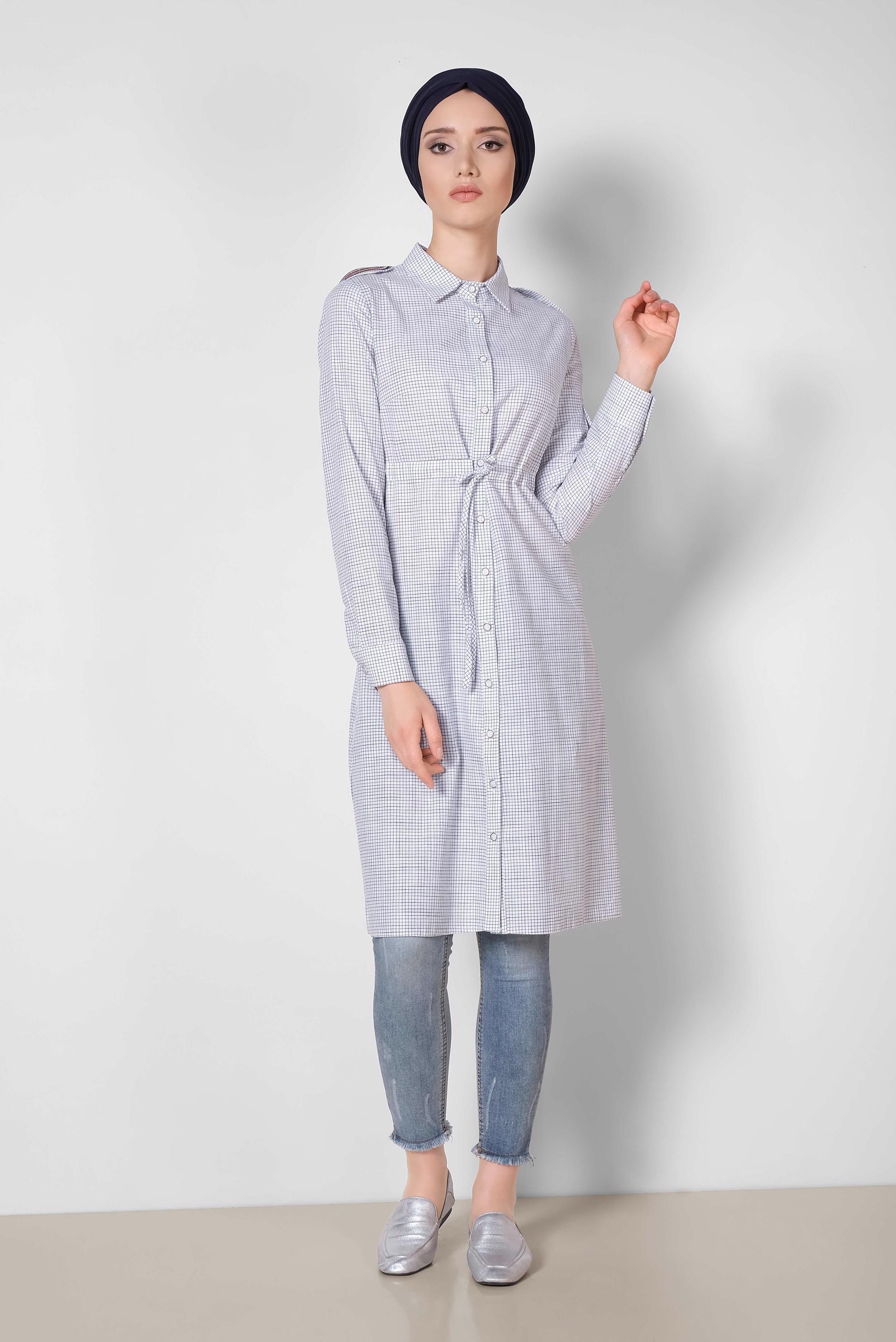 Tesettür giyim BEYAZ KARE DESENLİ KOLU İŞLEMELİ PAMUKLU TUNİK 4304