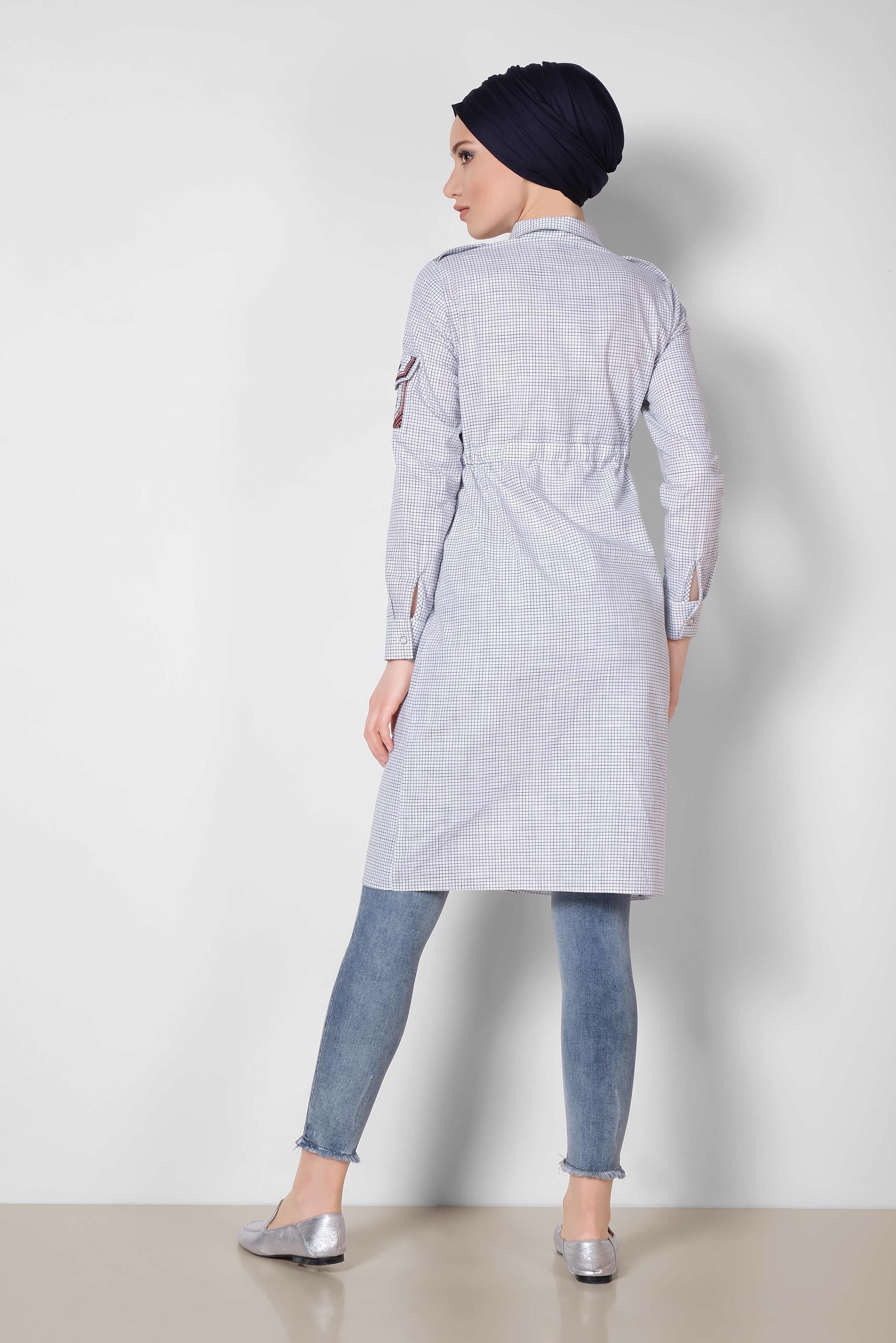 Tesettür giyim BEYAZ KARE DESENLİ KOLU İŞLEMELİ PAMUKLU TUNİK 4304