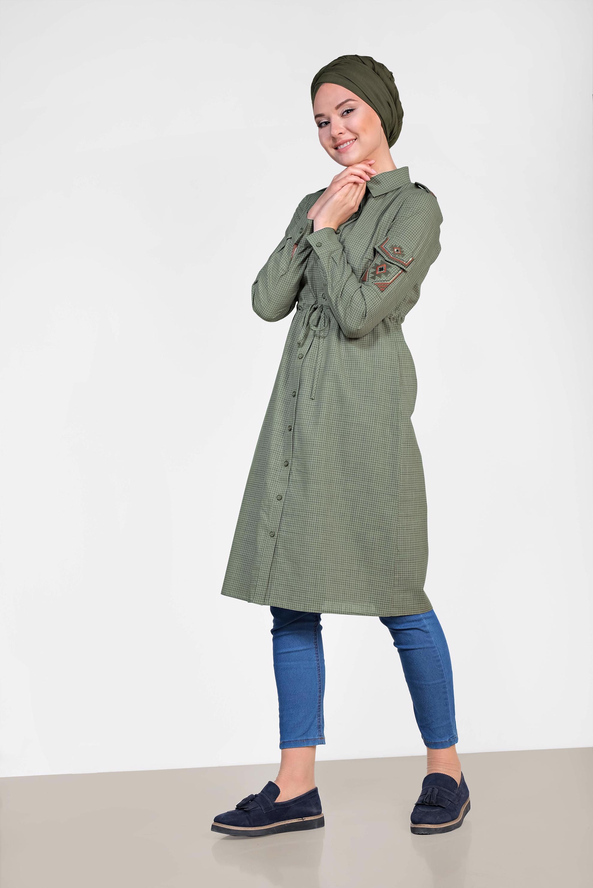 Tesettür giyim HAKİ KARE DESENLİ KOLU İŞLEMELİ PAMUKLU TUNİK 4304