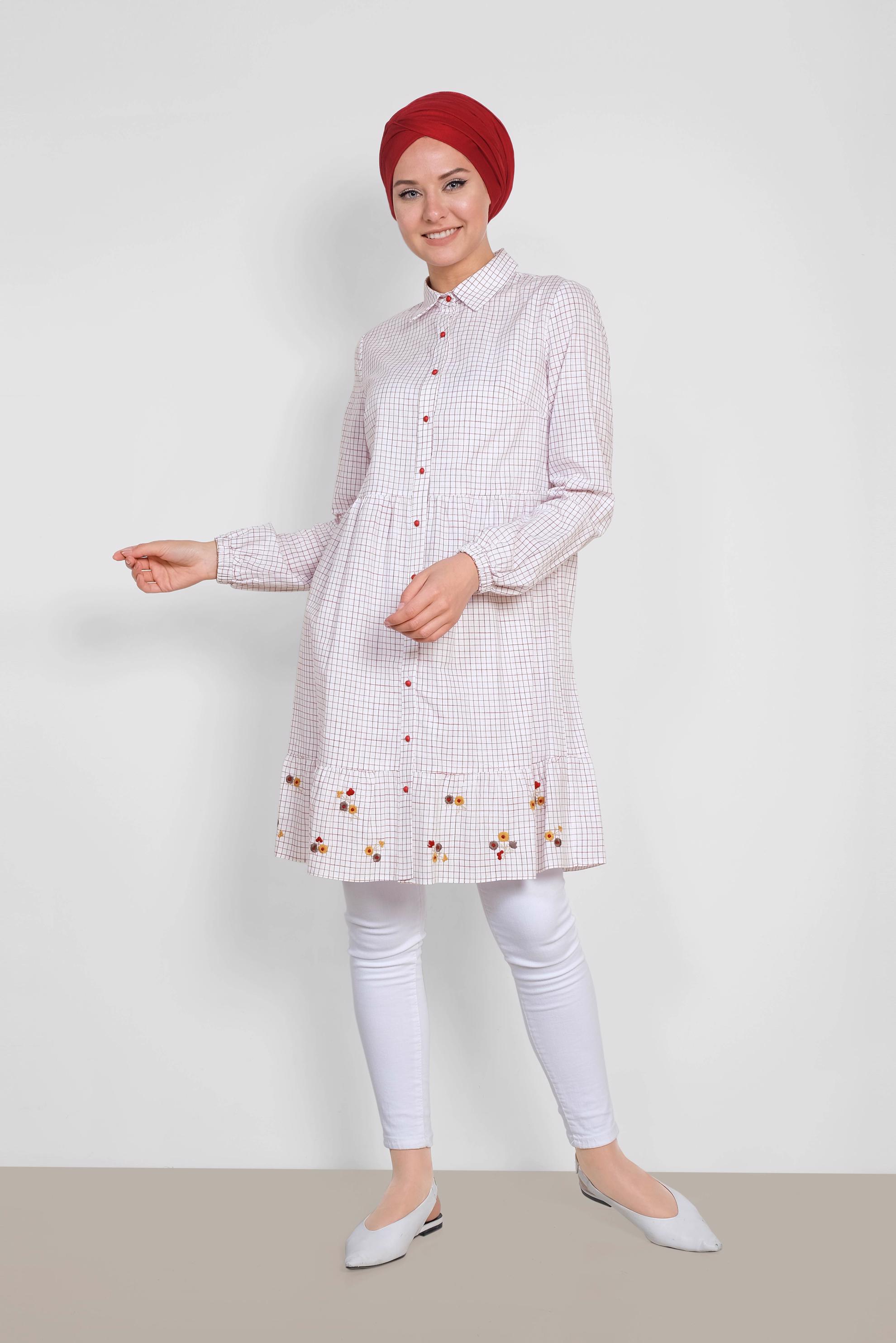 Tesettür giyim BEYAZ ÇİÇEK NAKIŞLI ÇİZGİLİ TUNİK 4307